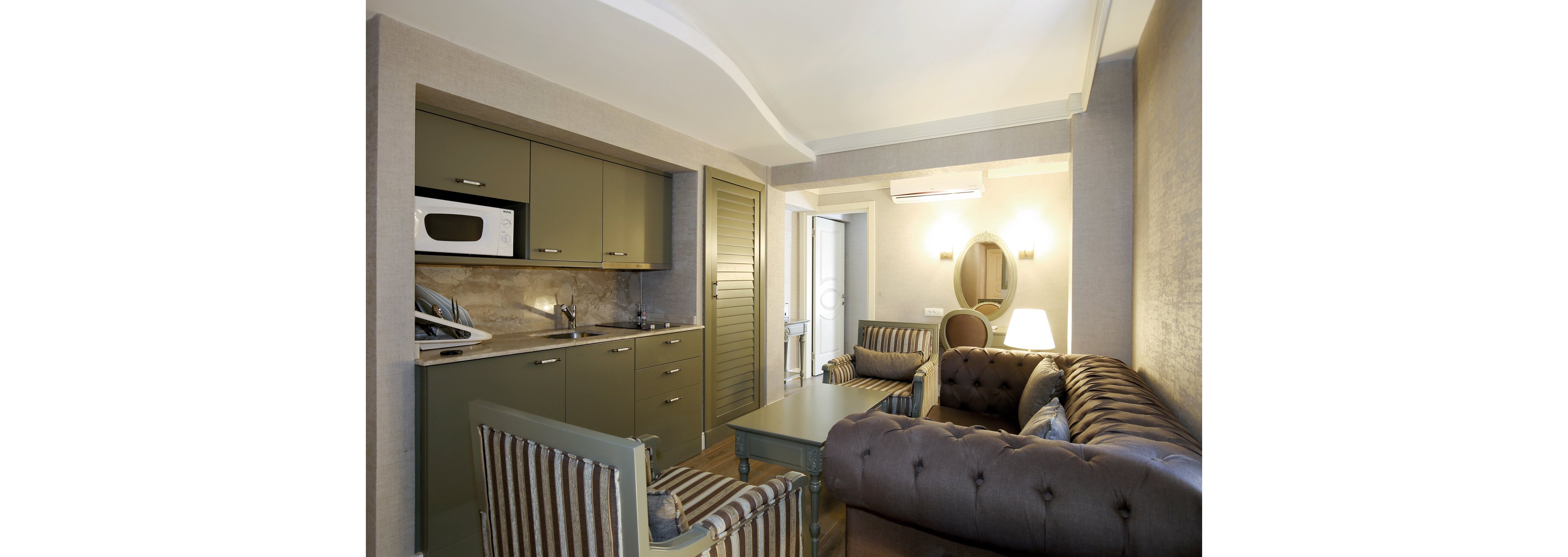 The Pine Hill Hotel & Suites