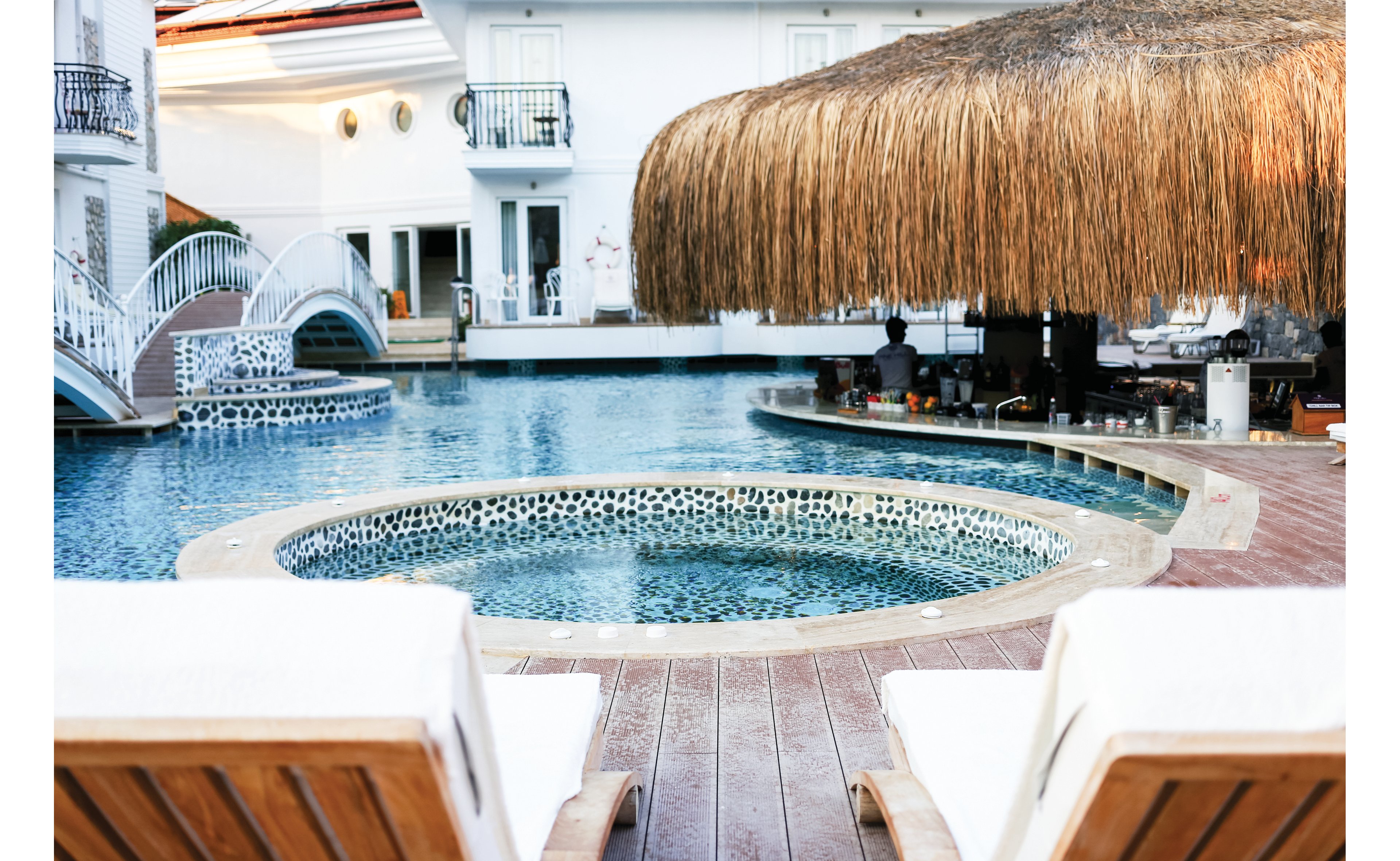 The Pine Hill Hotel & Suites