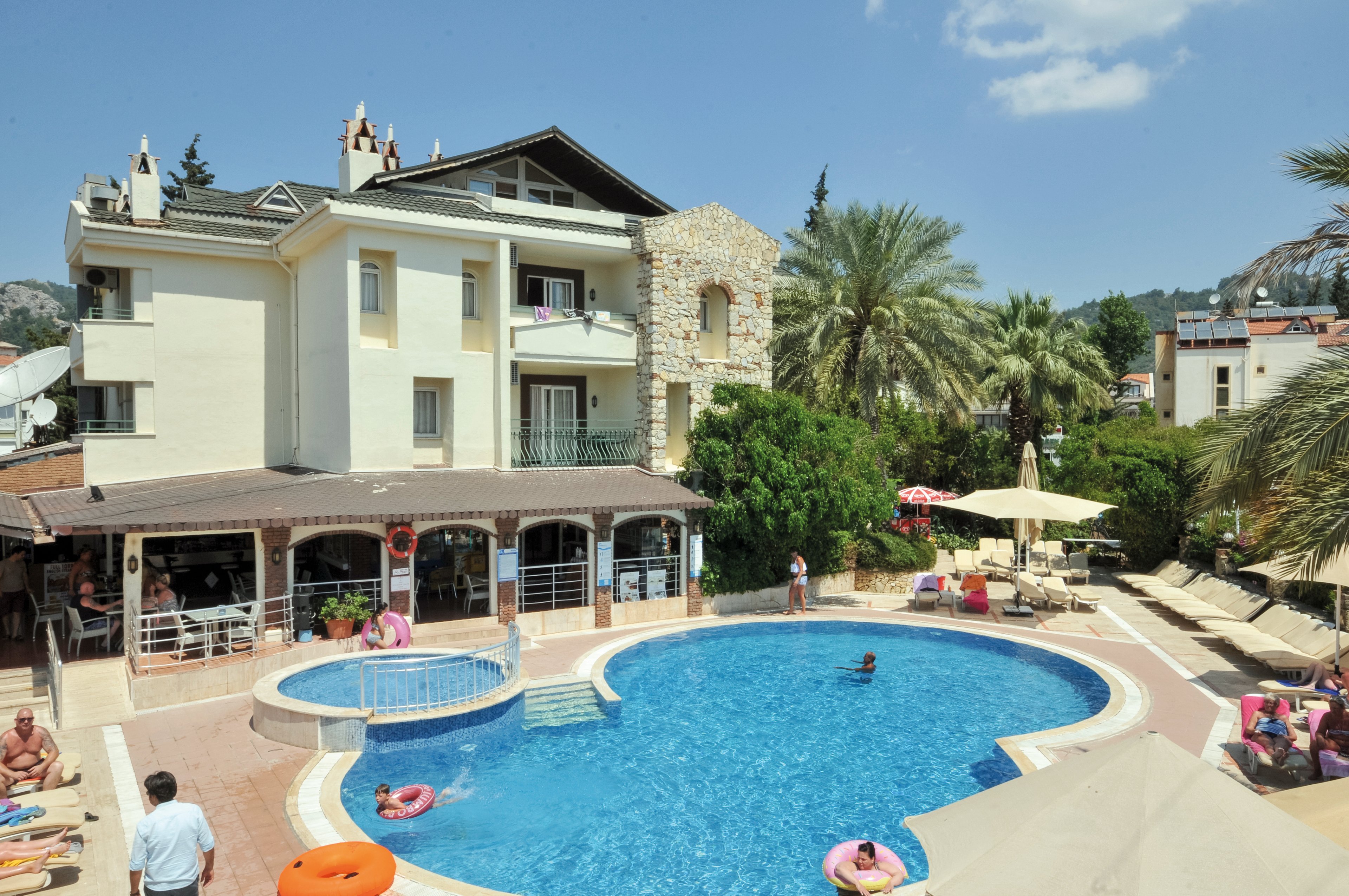 Green Park Apartments