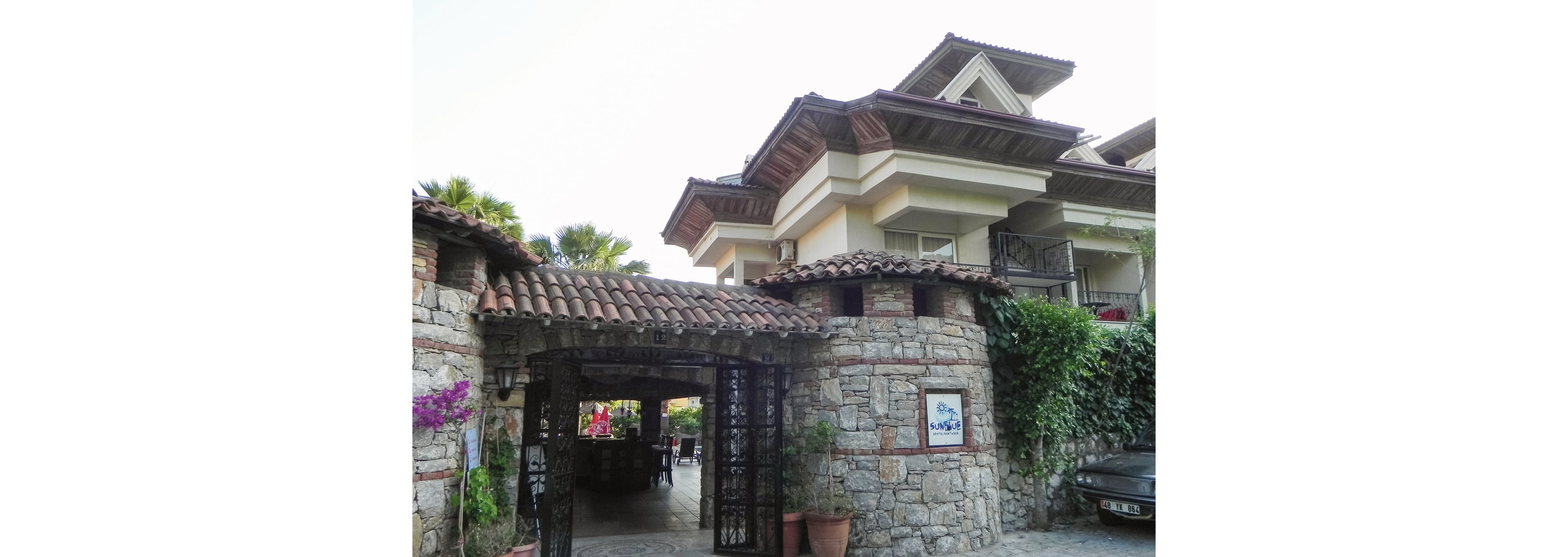 Sun Blue Apart Hotel