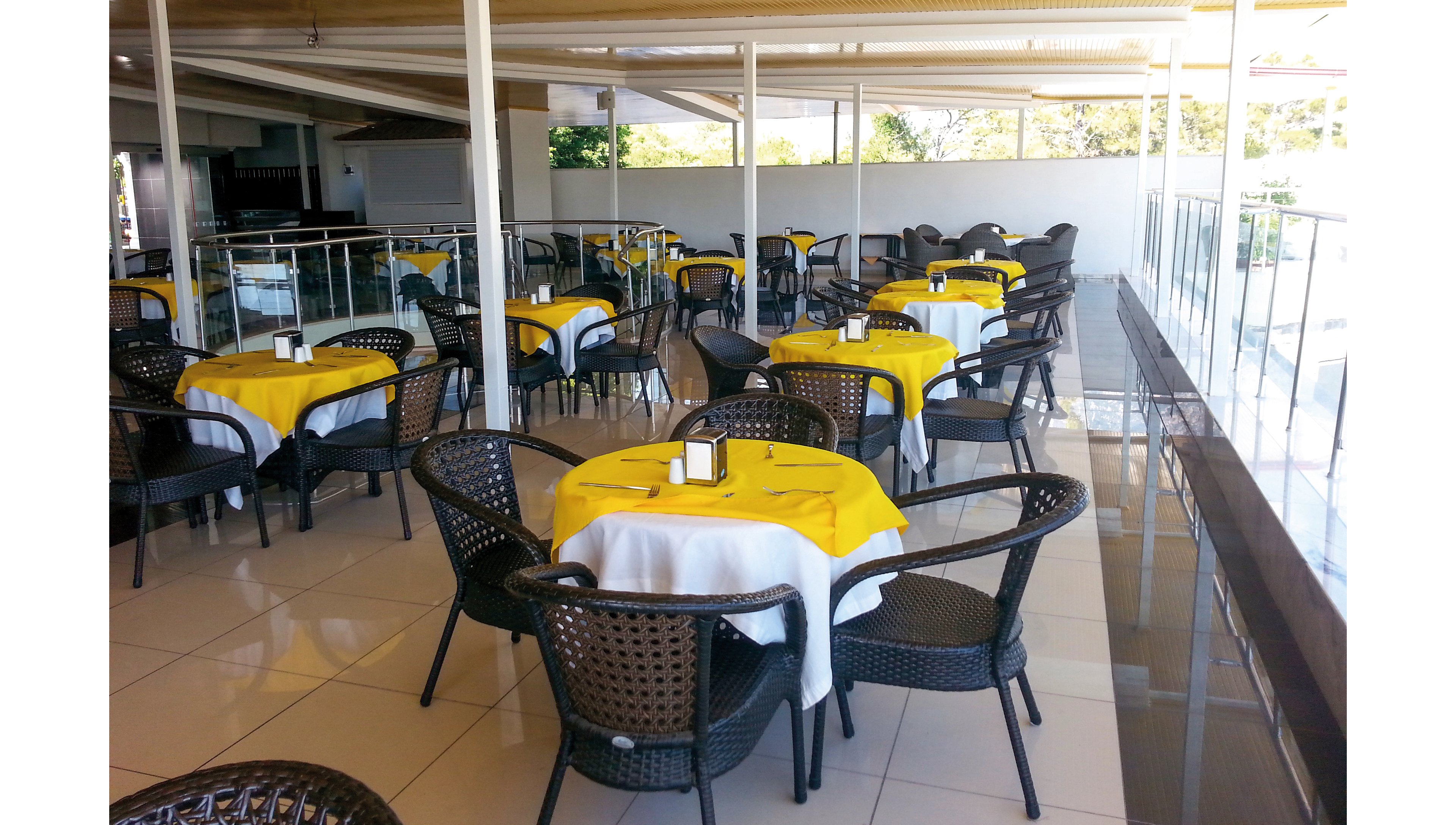 St Nicholas Park Hotel