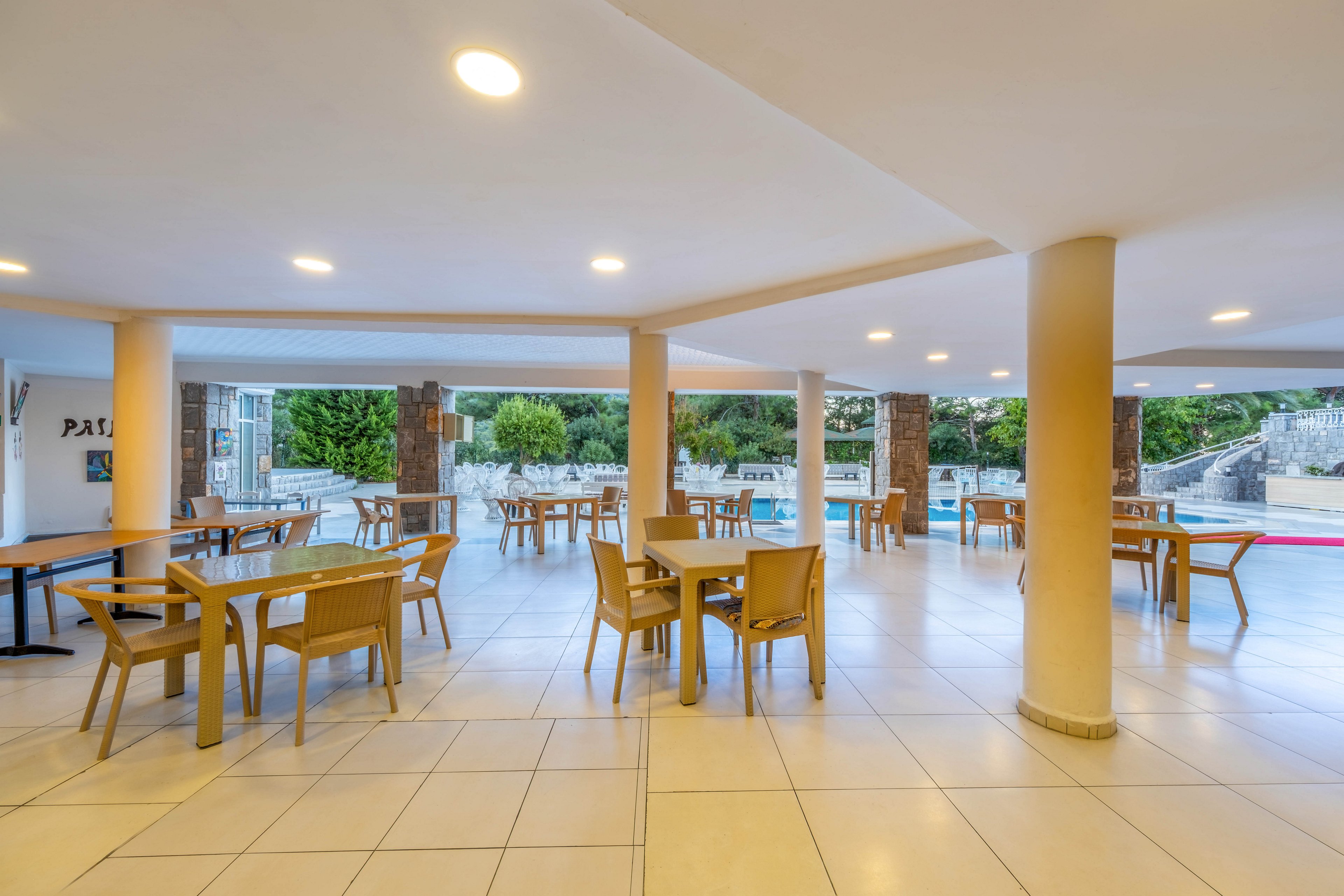 St Nicholas Park Hotel