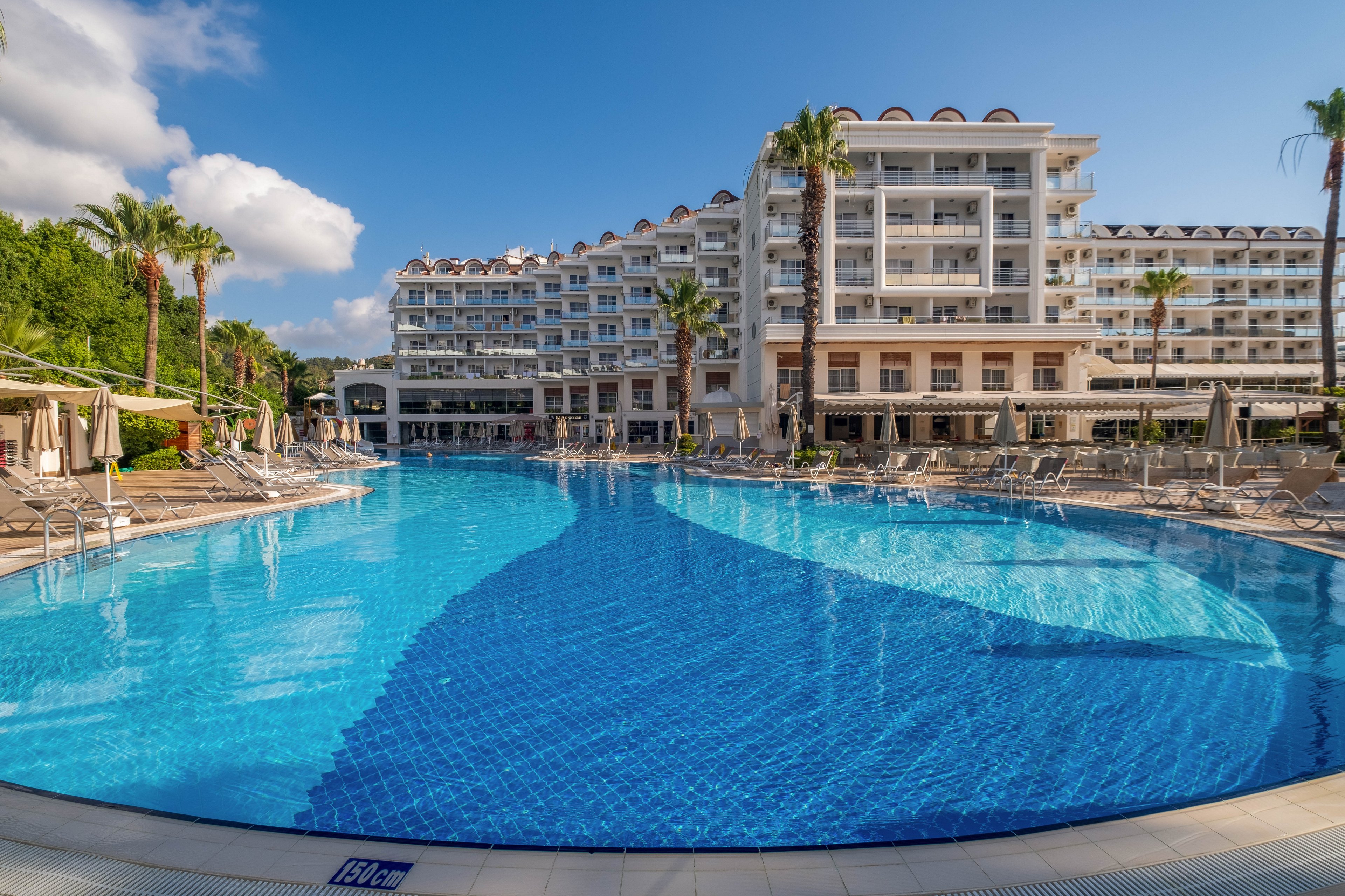 Grand Ideal Premium Hotel