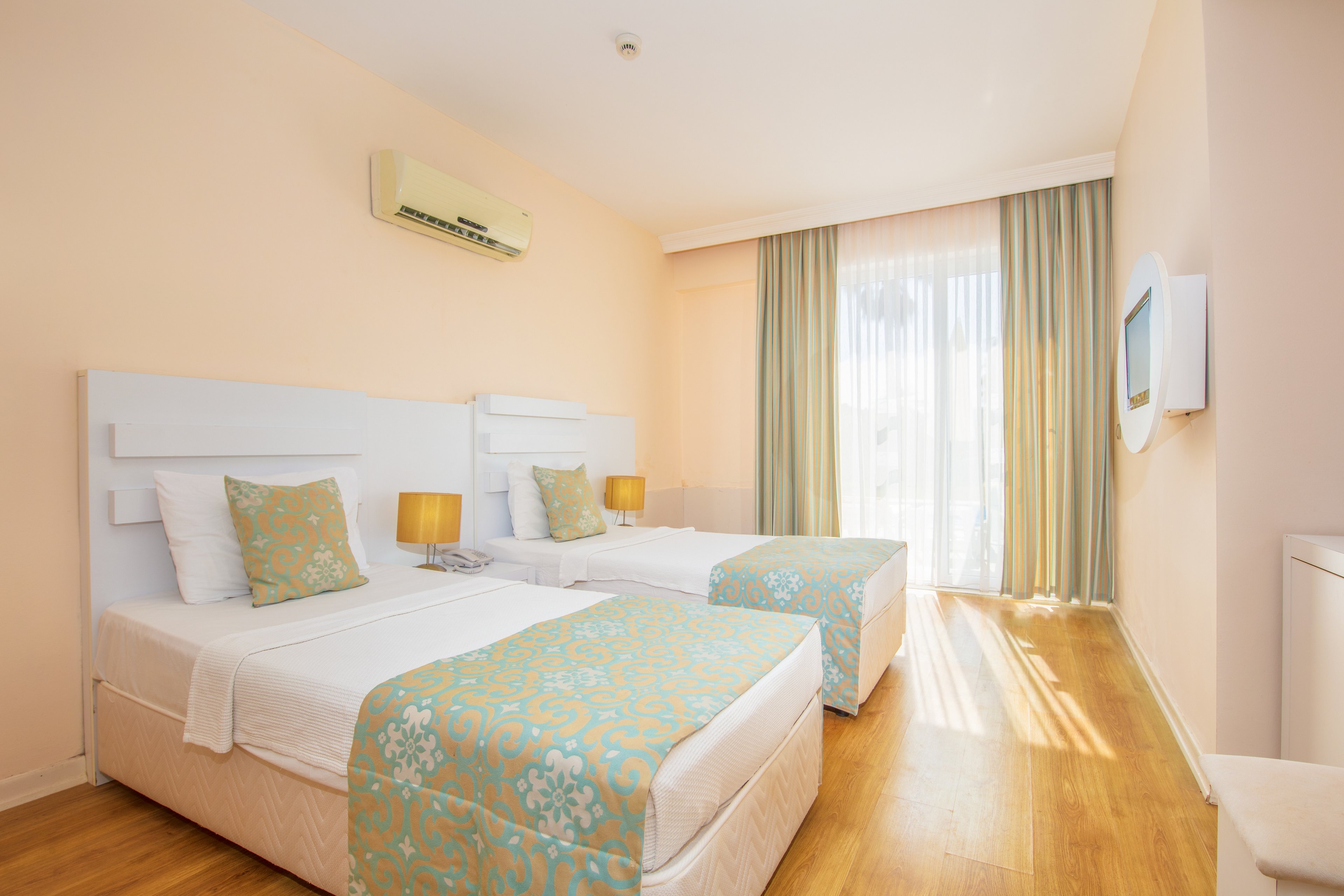 Sahra Su Holiday Village & Spa