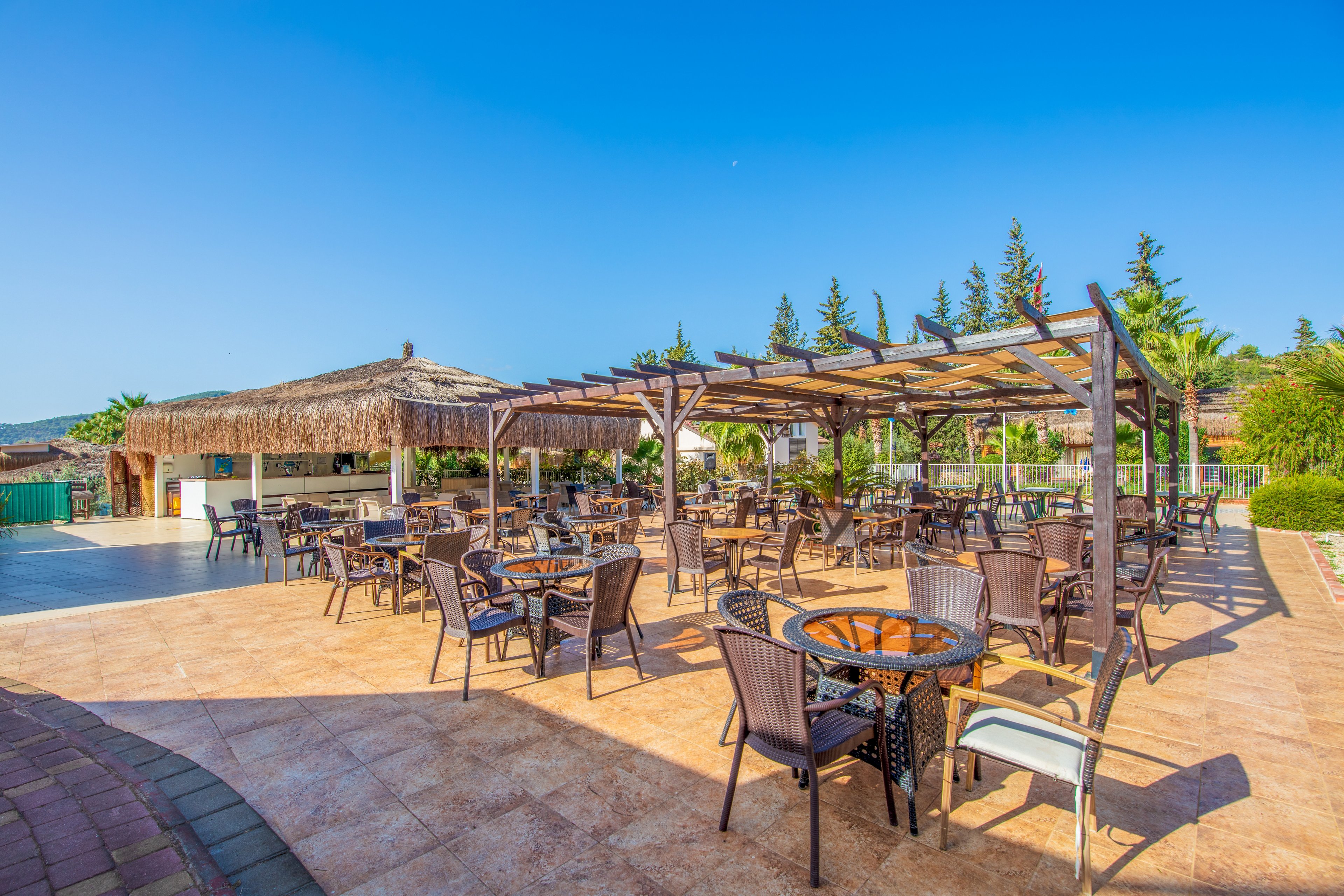 Sahra Su Holiday Village & Spa