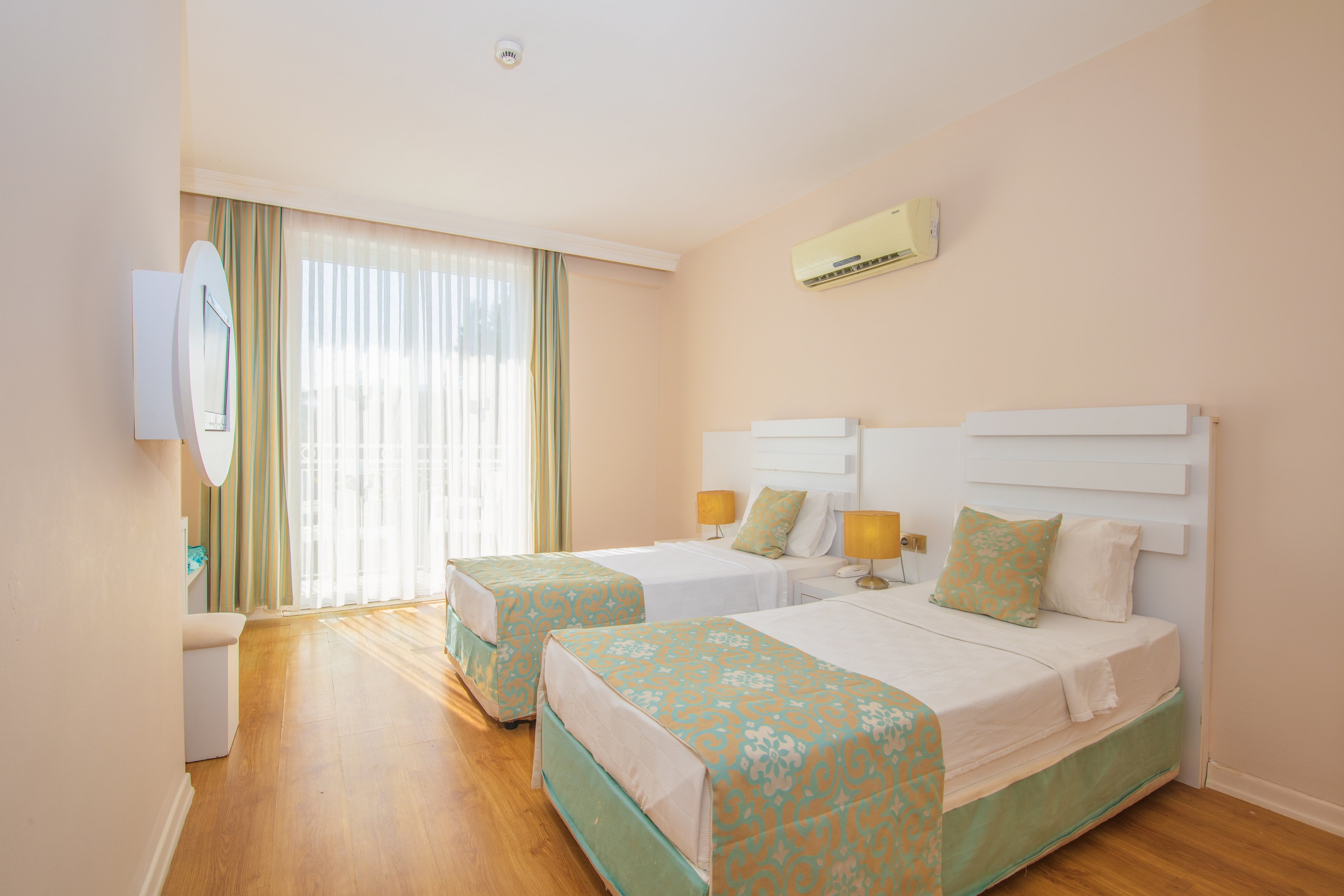 Sahra Su Holiday Village & Spa