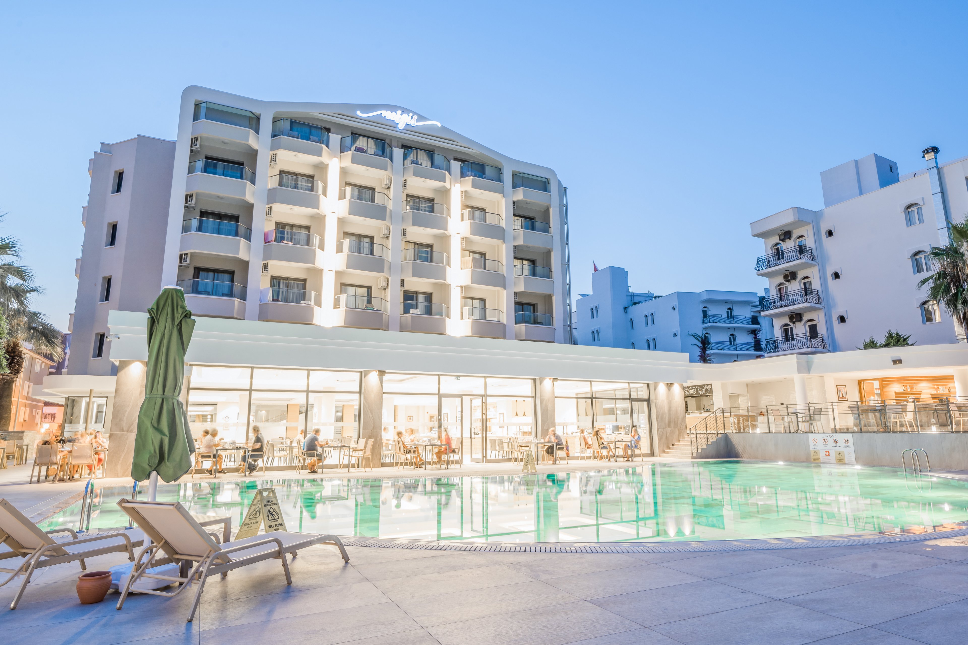 Premier Nergis Beach