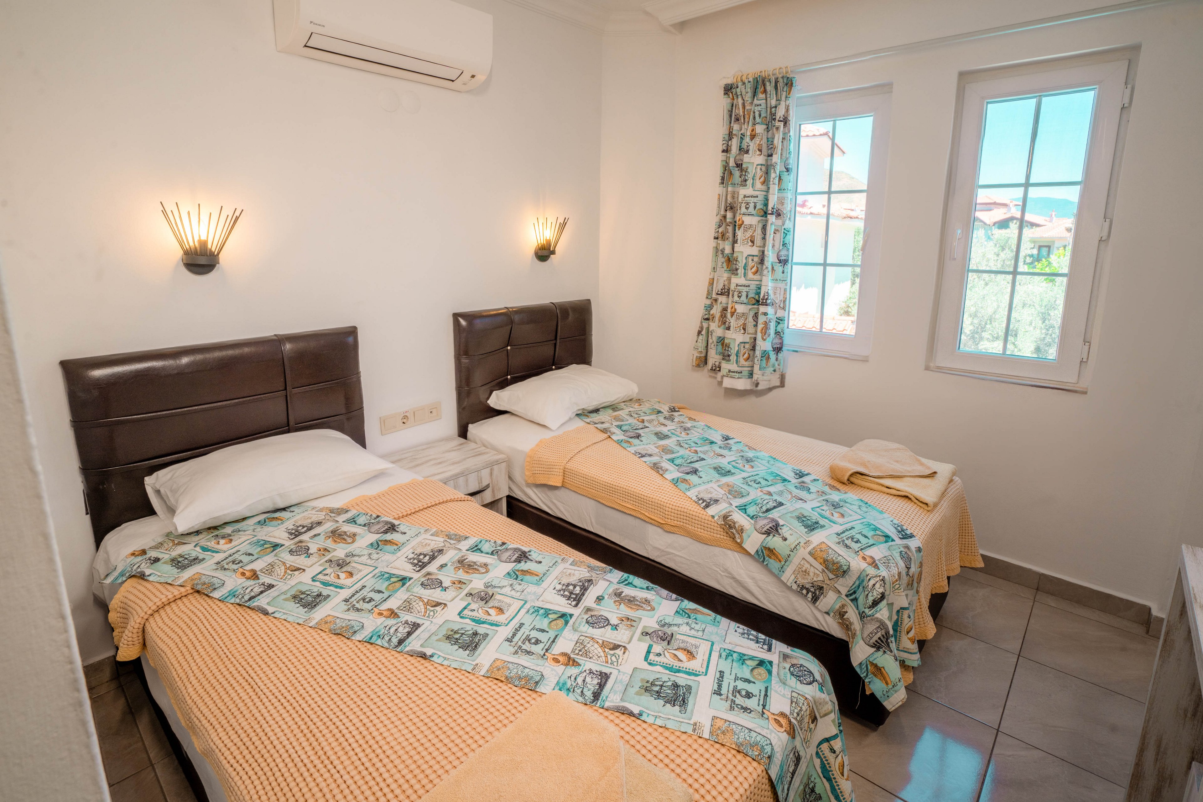 Moonlight Apartments