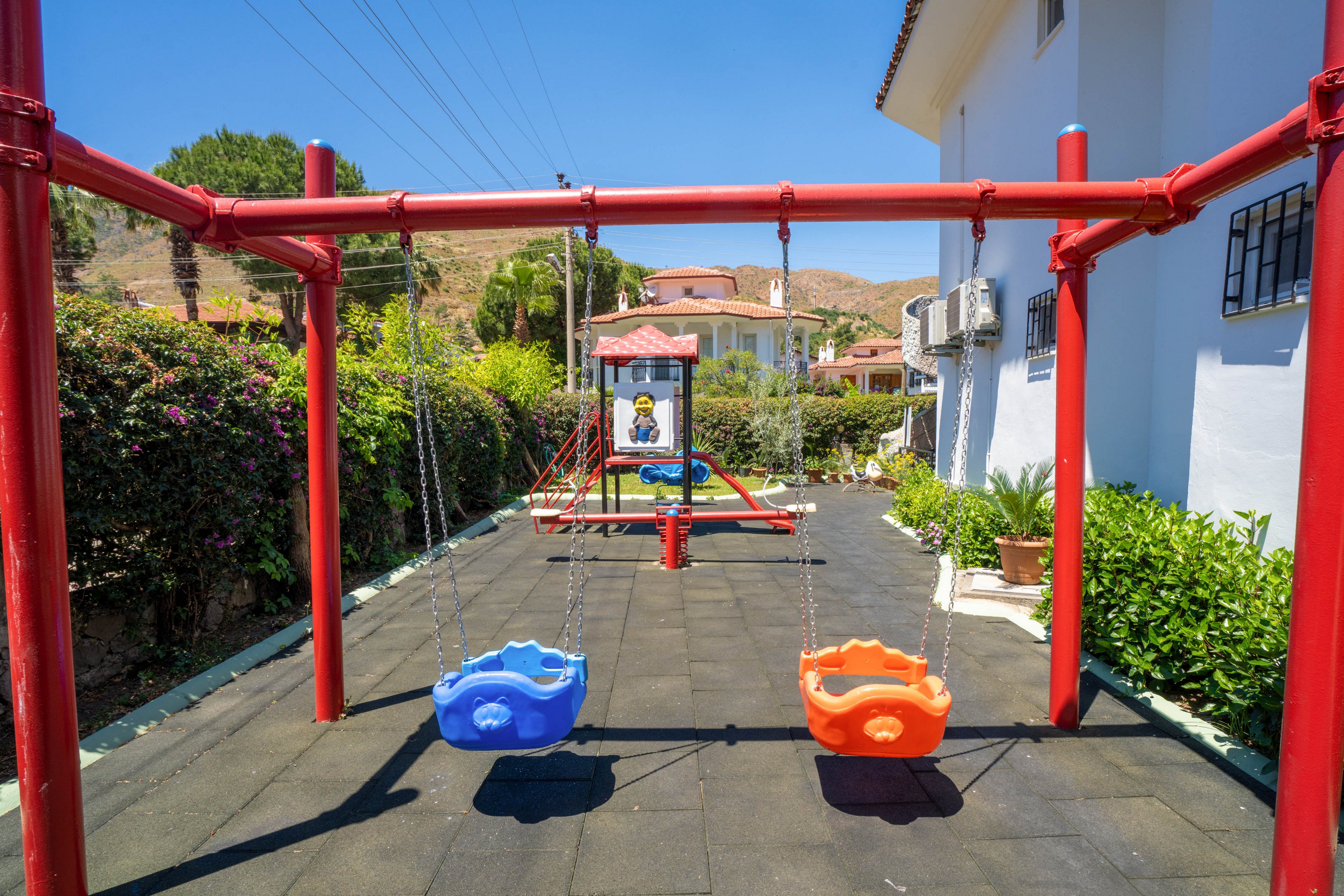 Moonlight Apartments