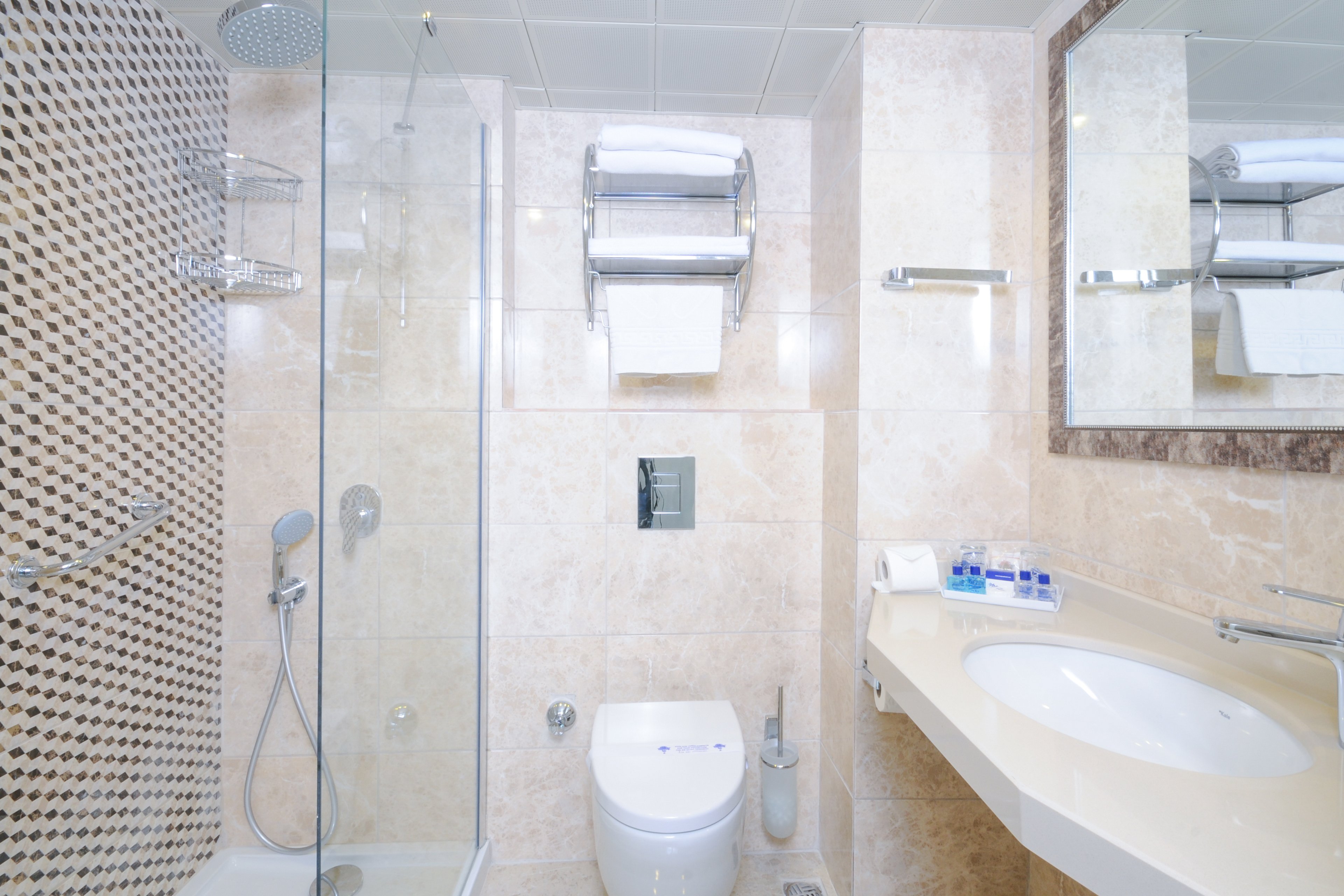 Tropical Beach Hotel