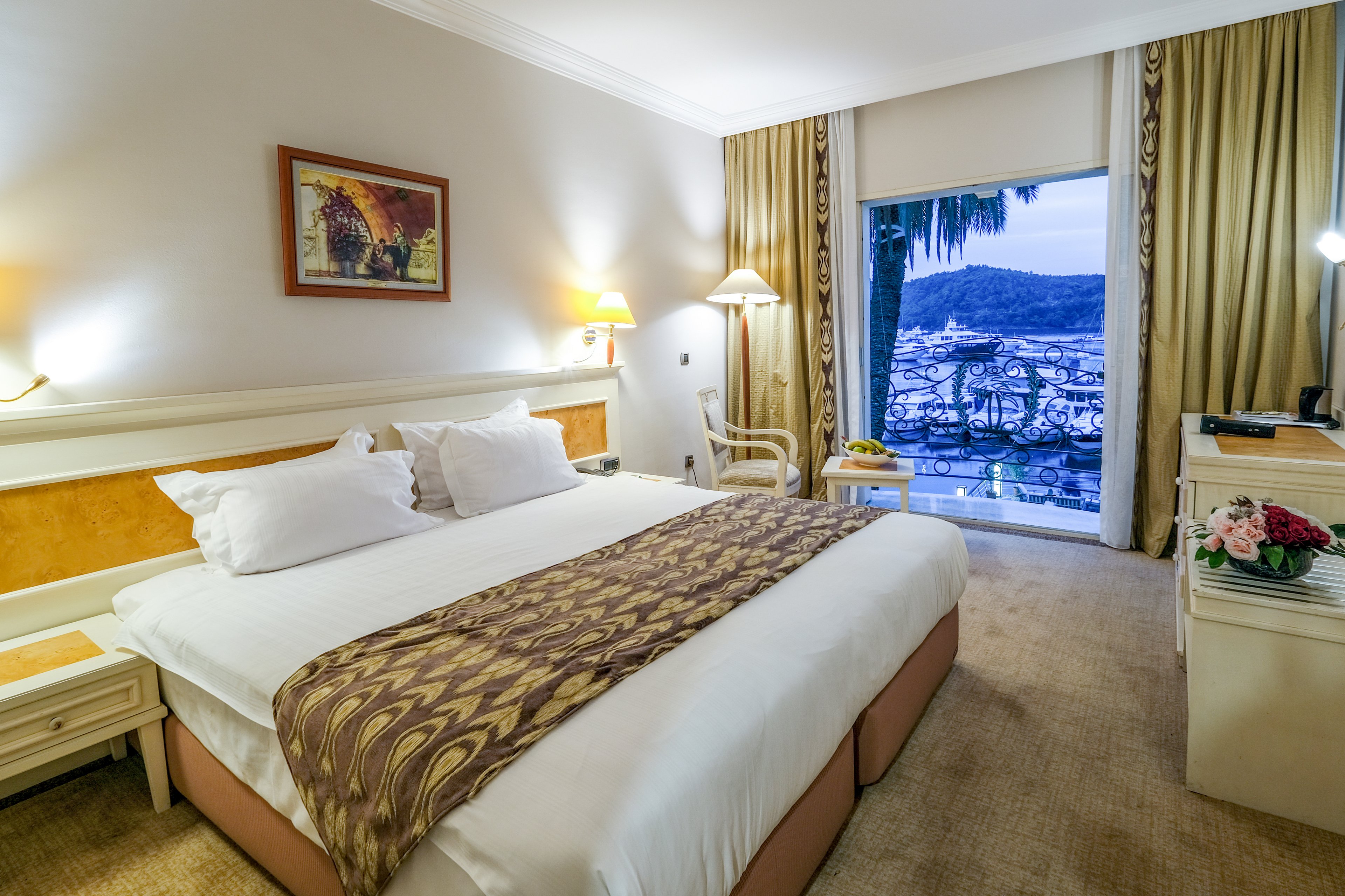 Ece Saray Marina Resort