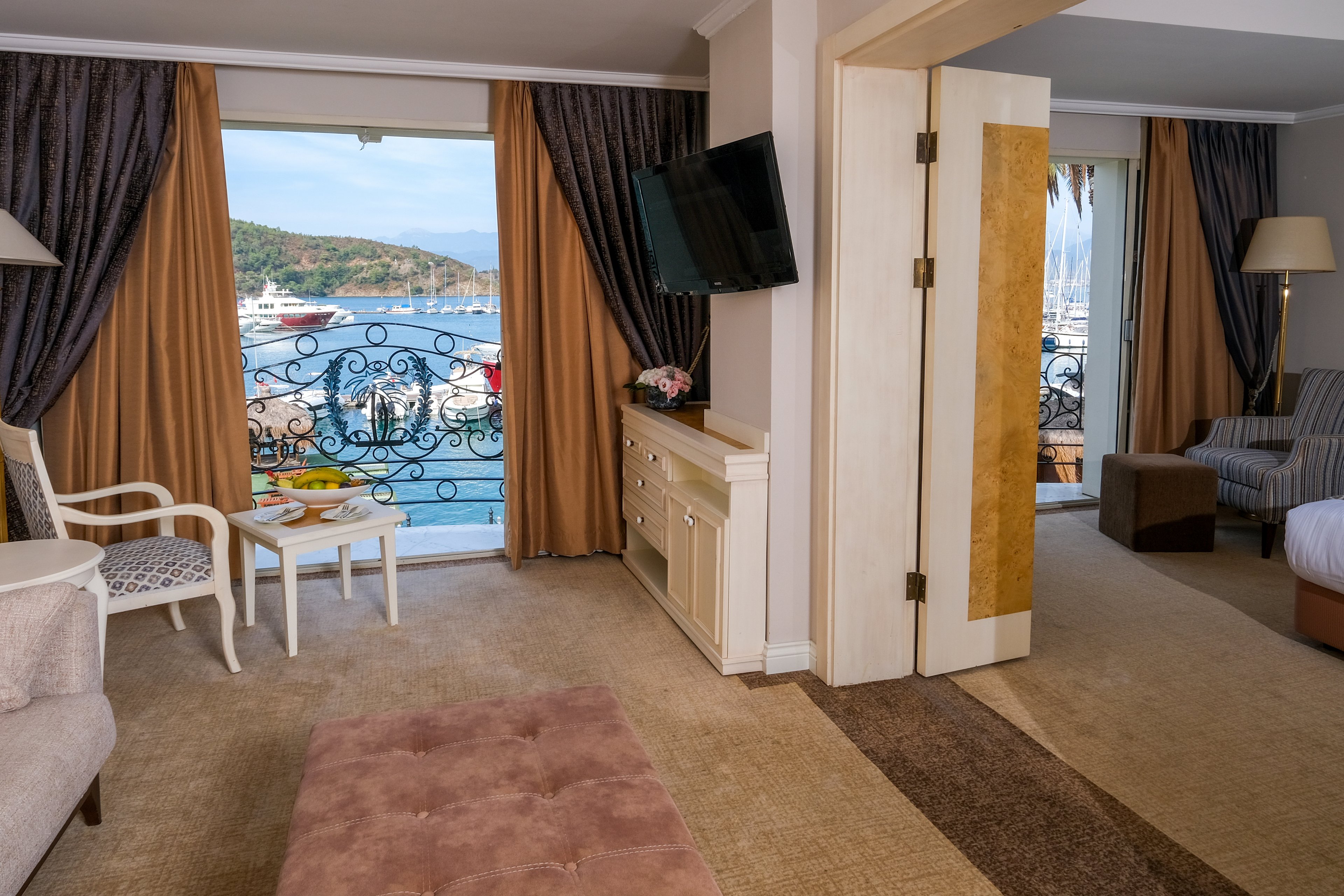 Ece Saray Marina Resort