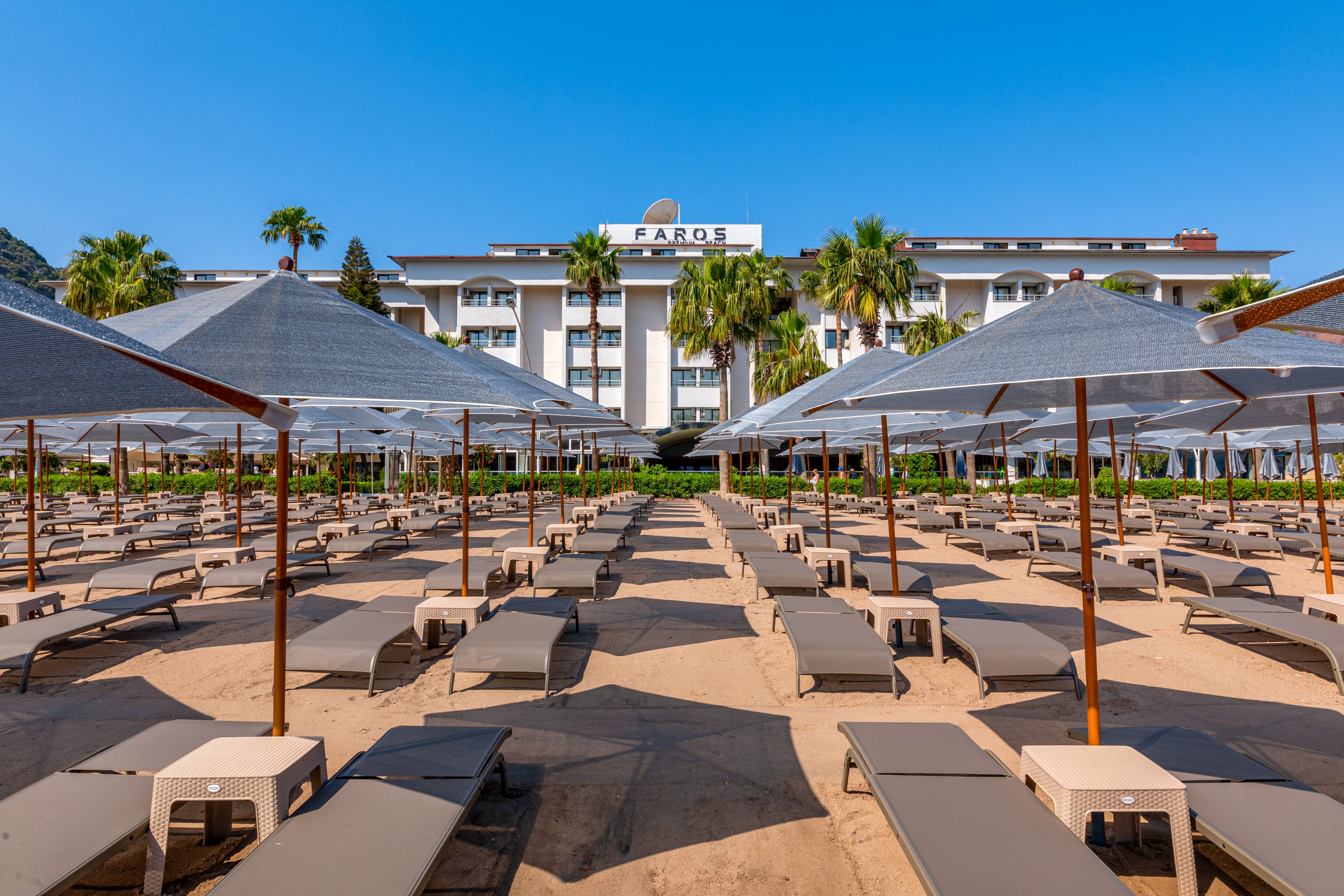 Faros Premium Beach Hotel