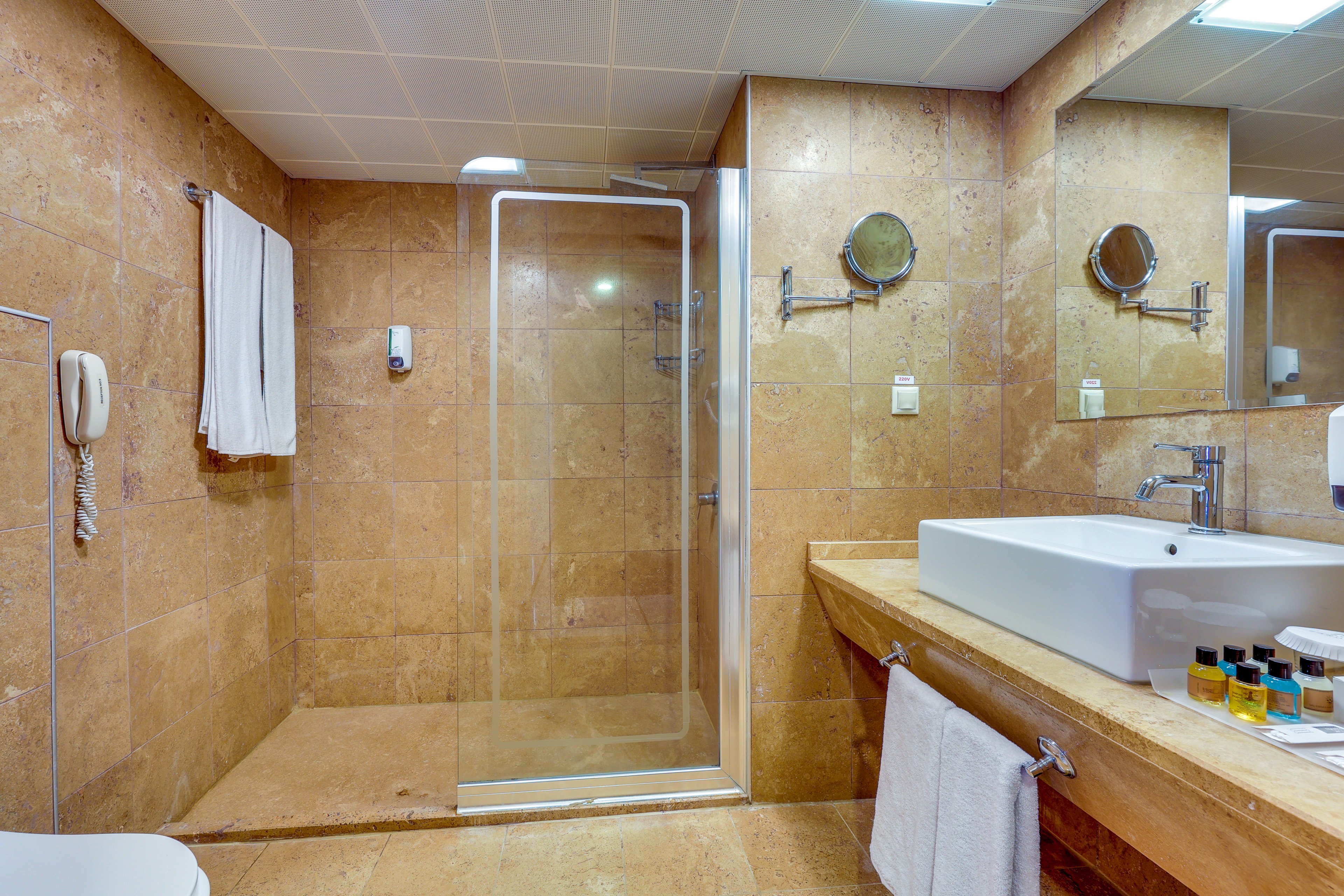 Faros Premium Beach Hotel