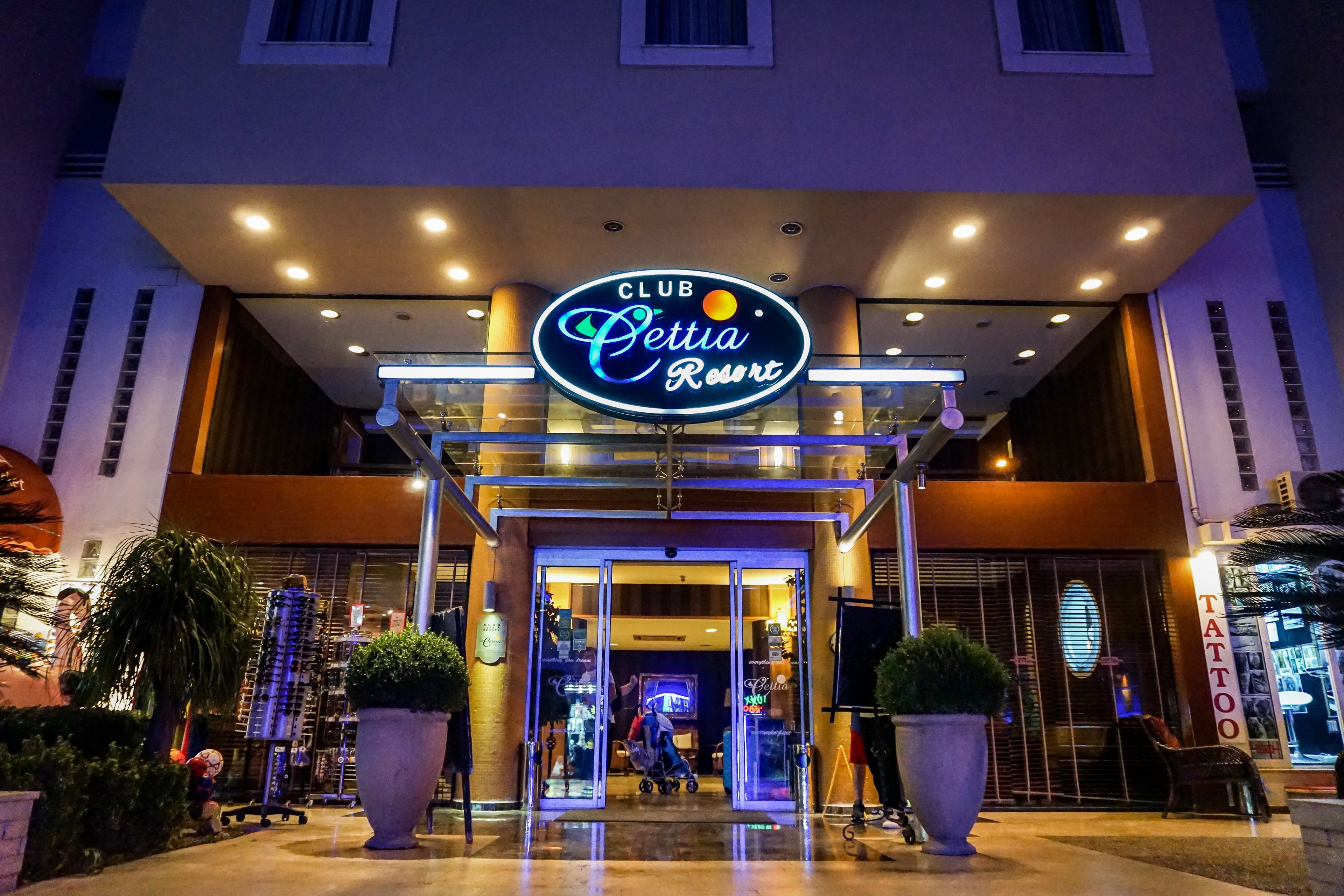 Club Cettia Apartments