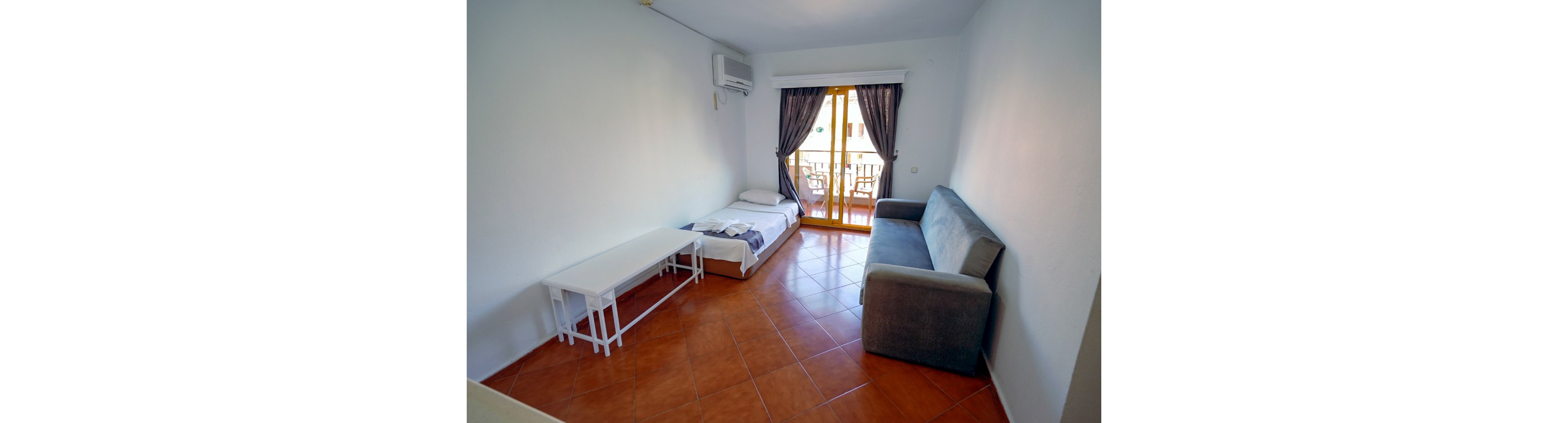 Club Dante Apartments