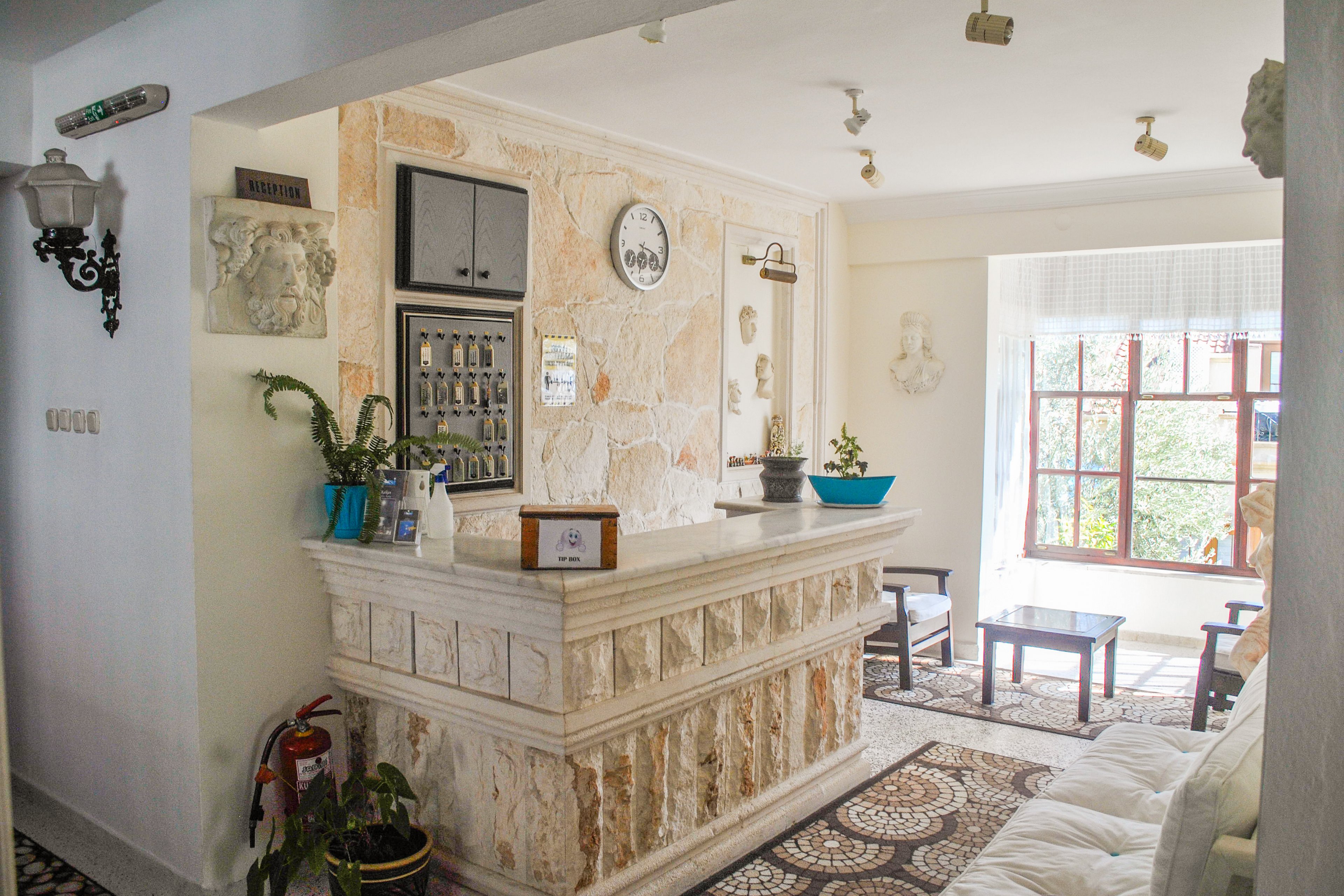 Dionysia Hotel & Apartments