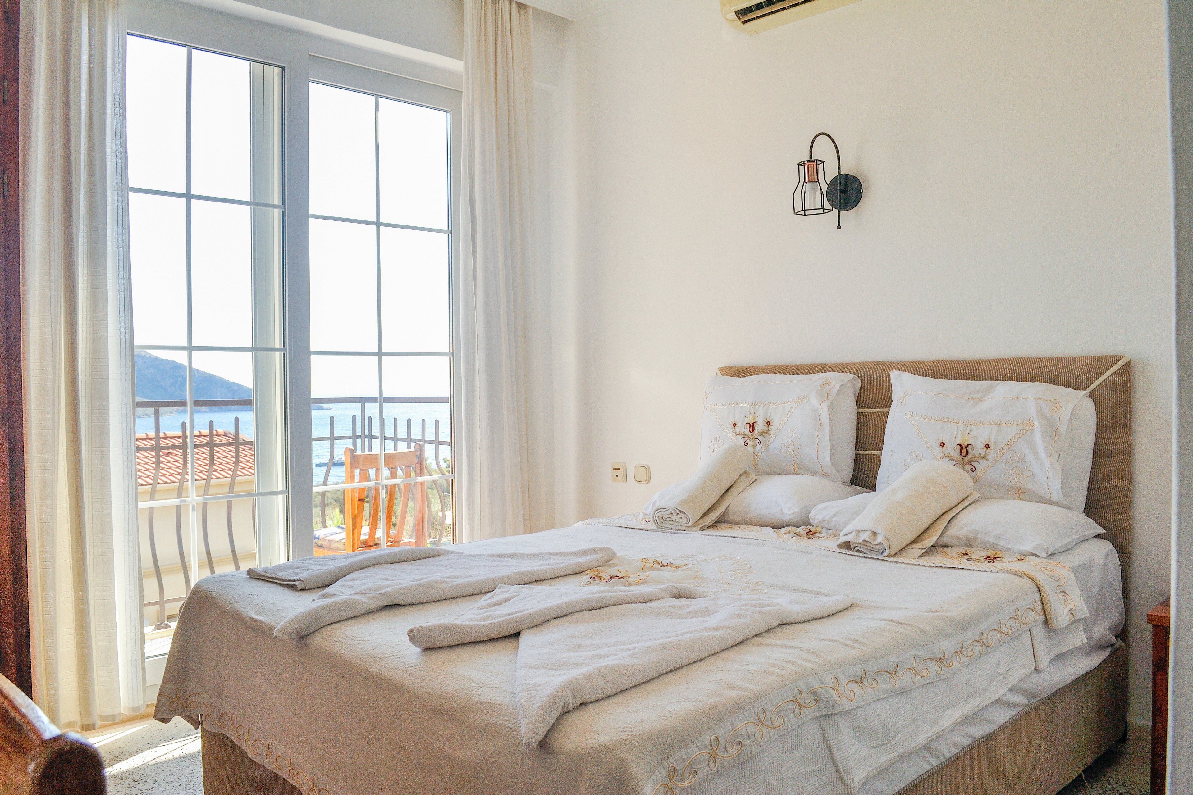 Dionysia Hotel & Apartments