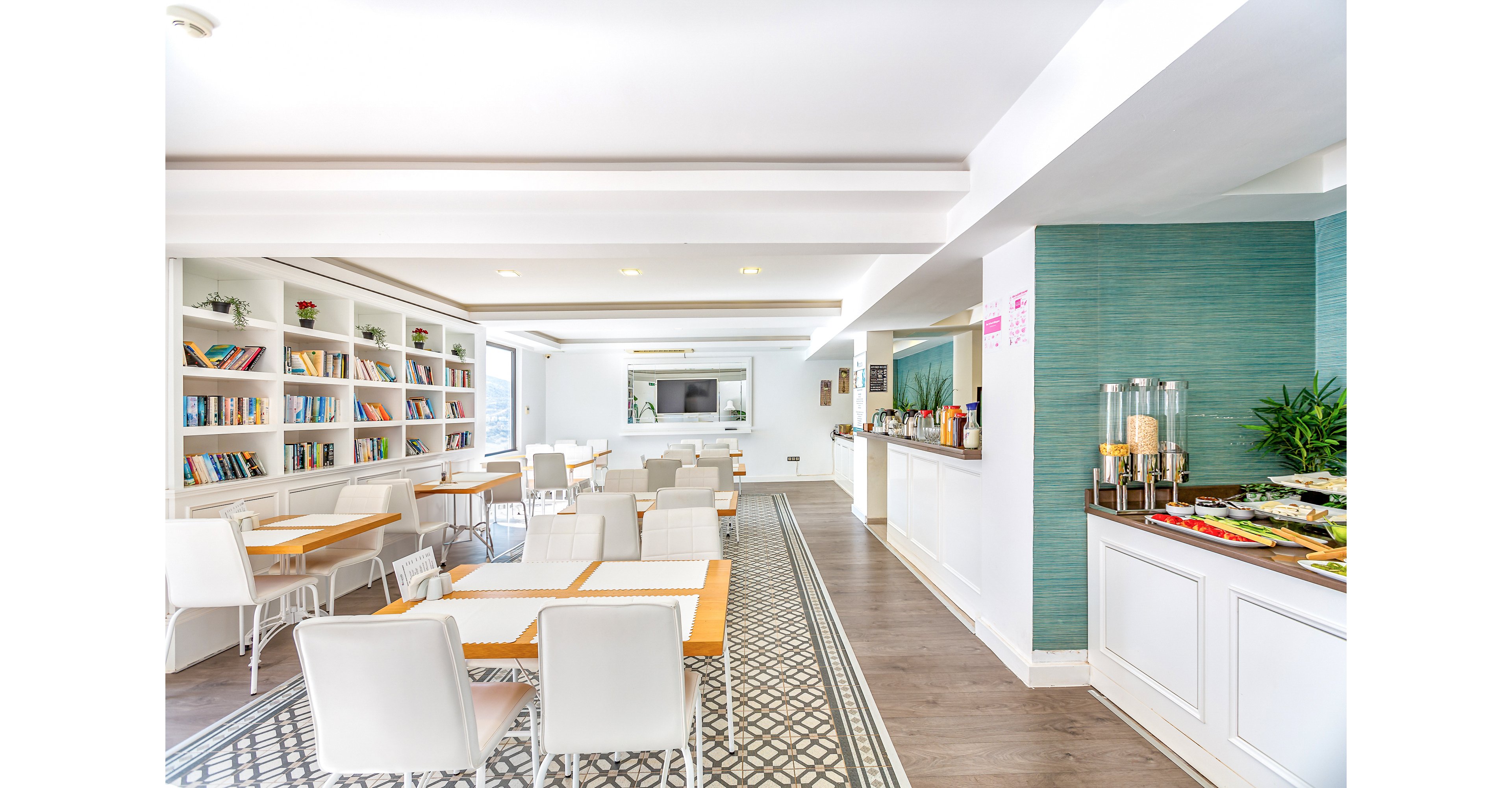 Rhapsody Hotel & Spa