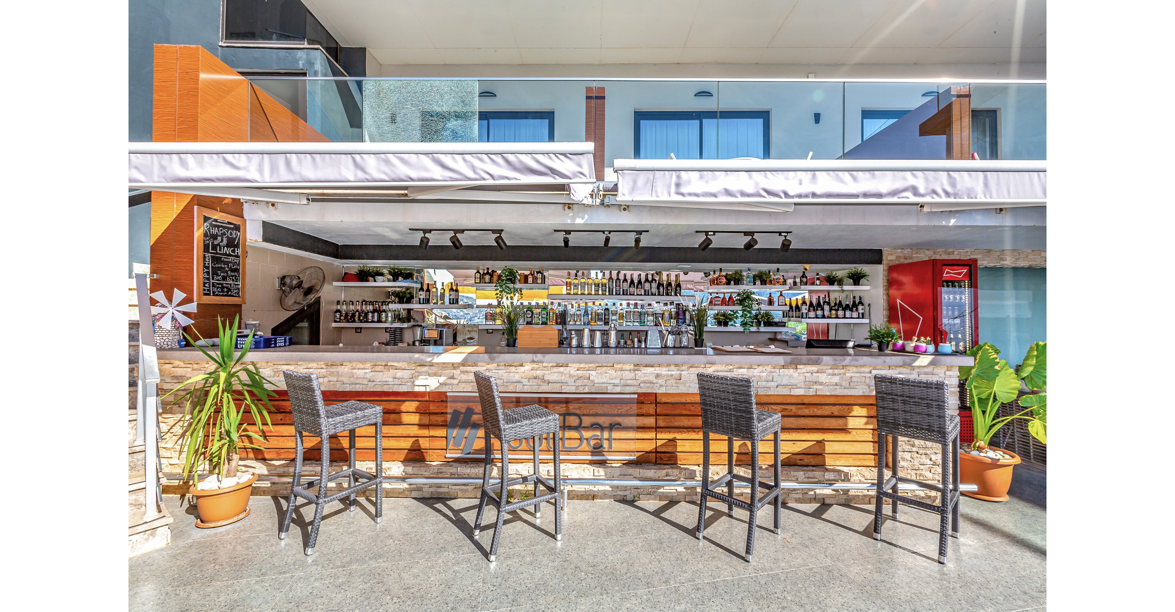 Rhapsody Hotel & Spa