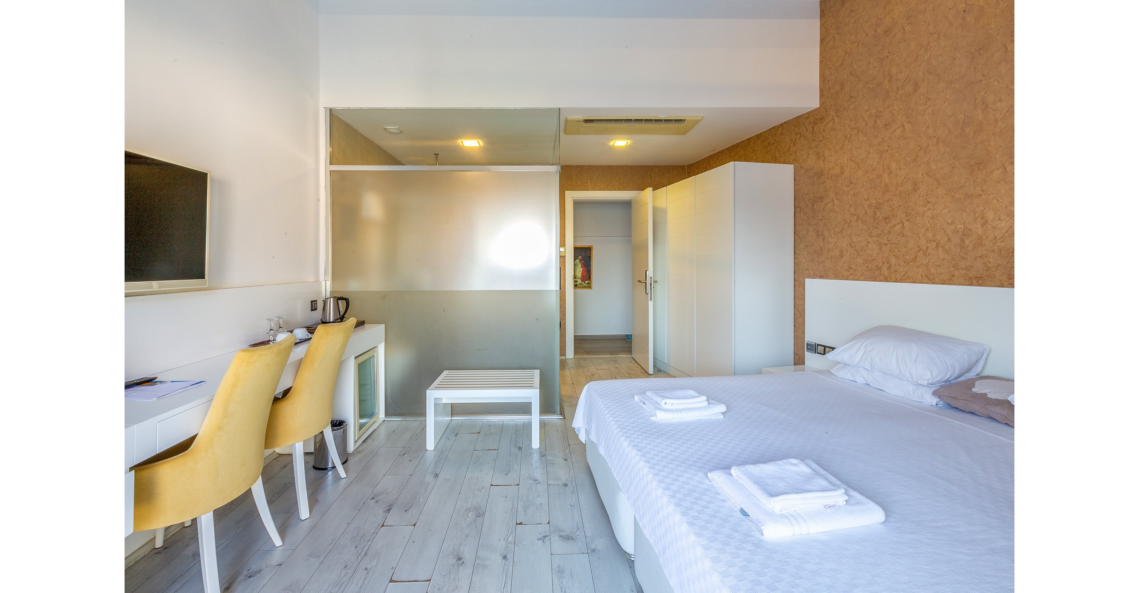 Rhapsody Hotel & Spa