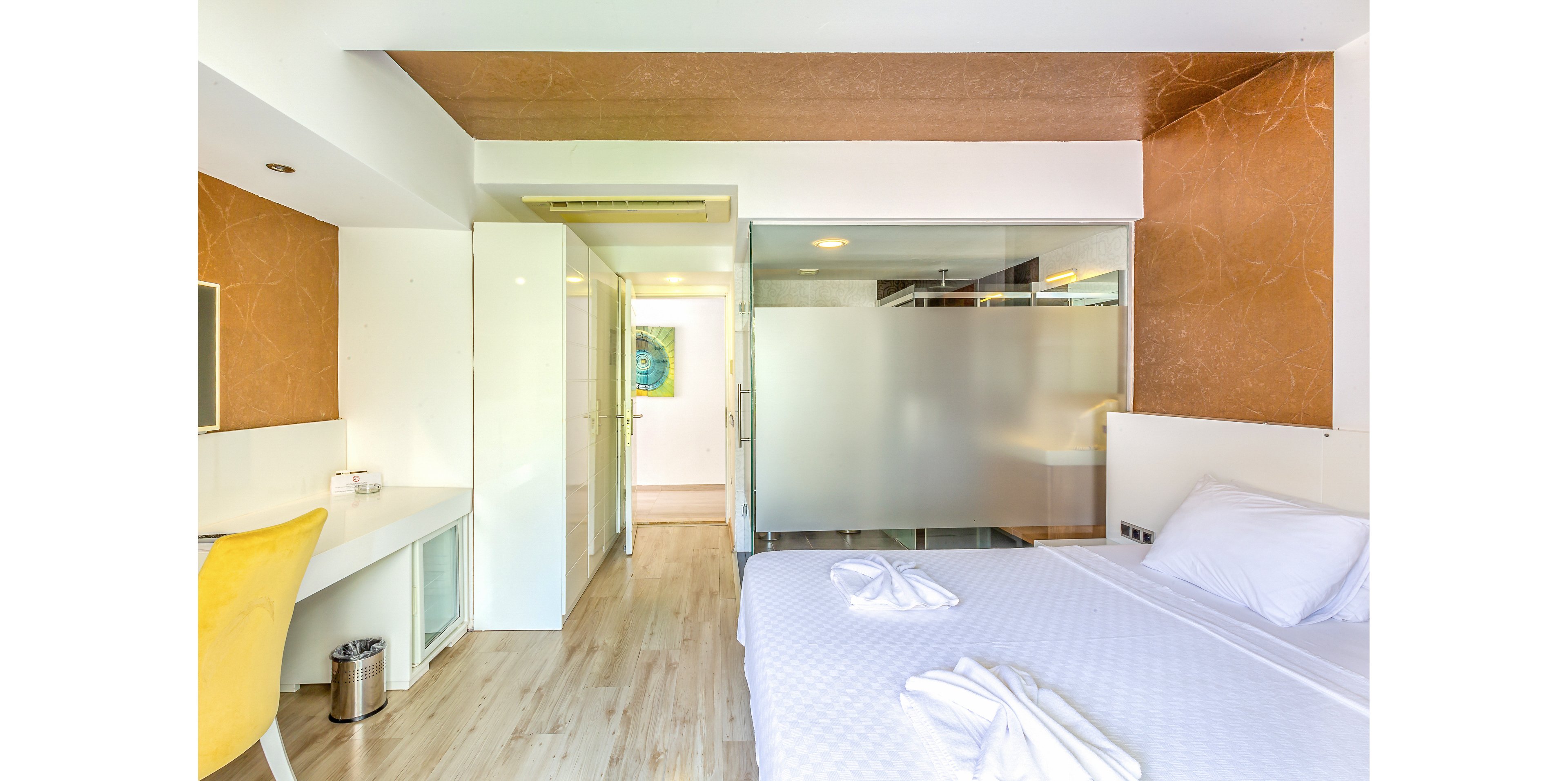 Rhapsody Hotel & Spa