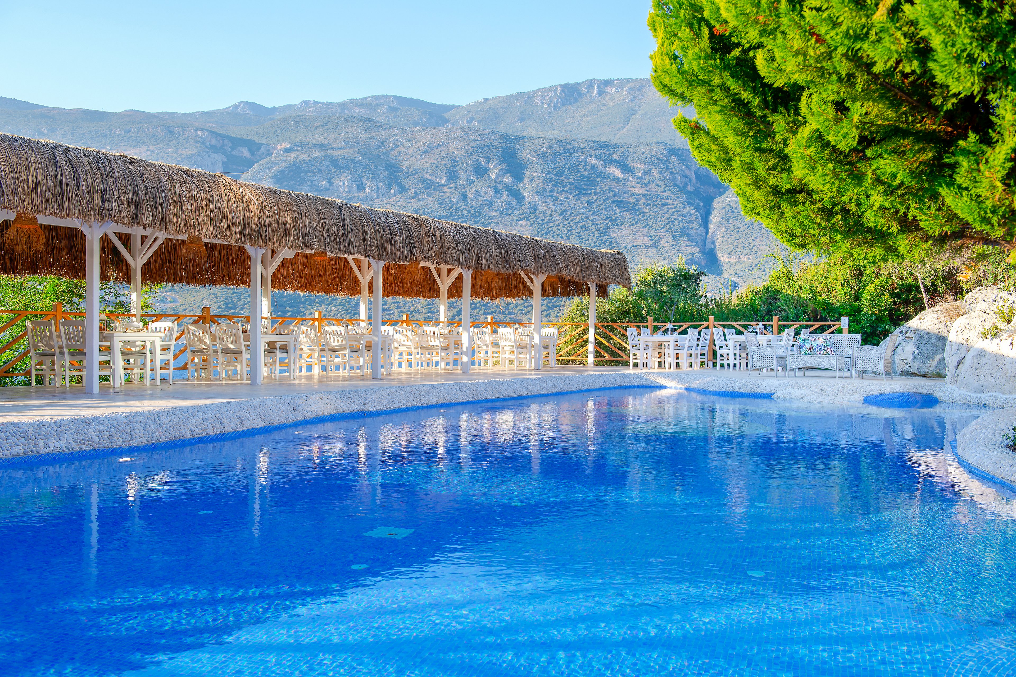 Peninsula Gardens Hotel & Beach