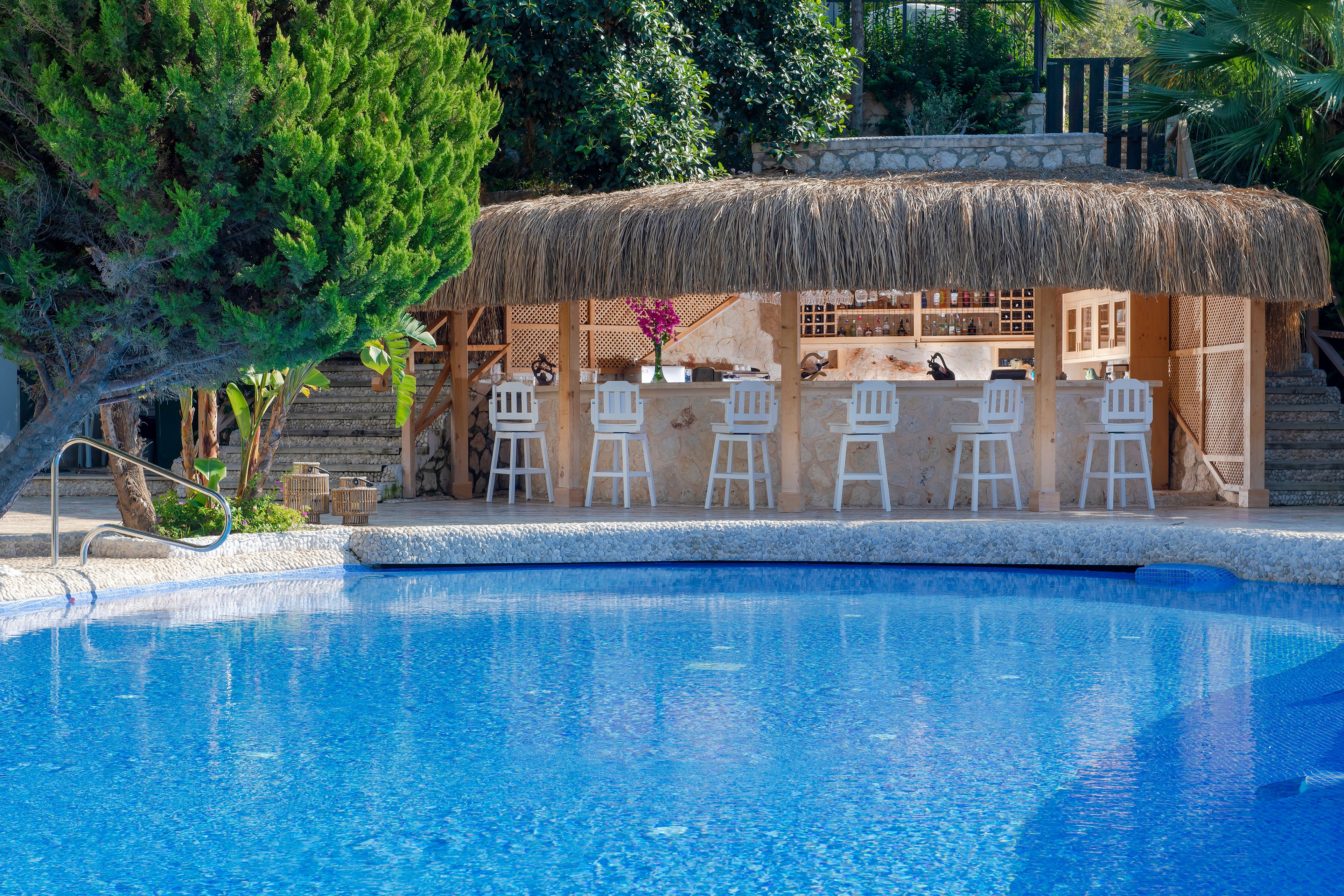 Peninsula Gardens Hotel & Beach