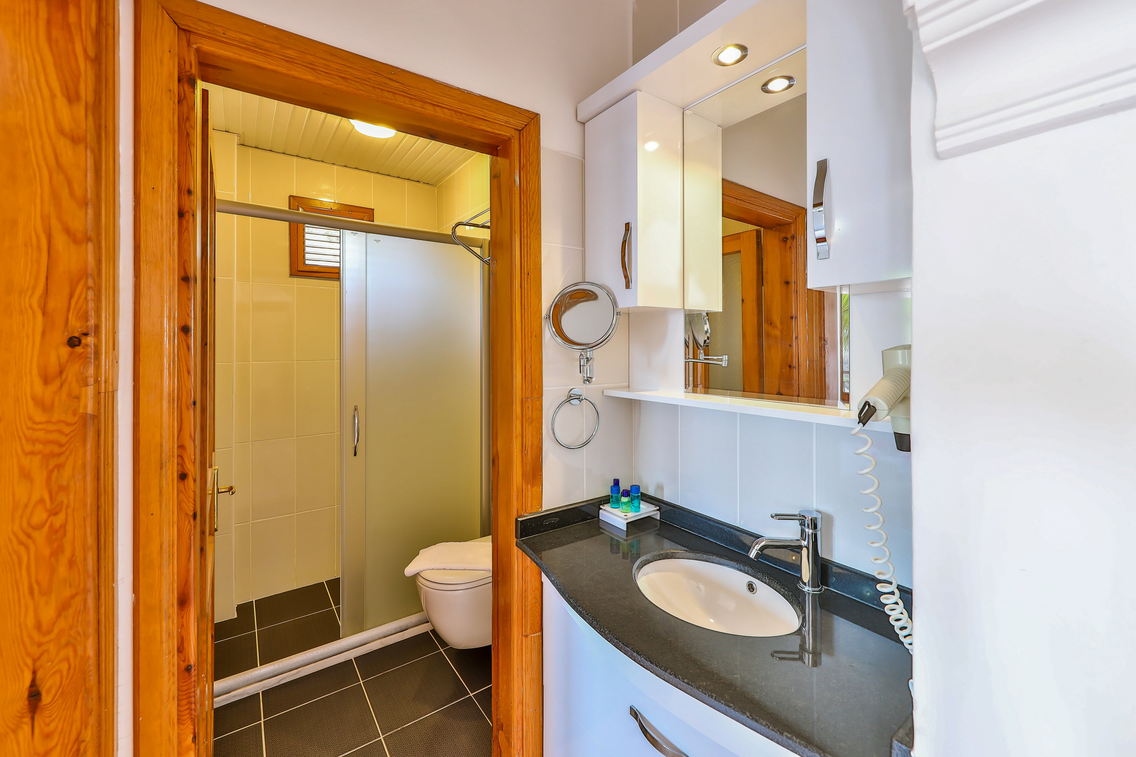 Samira Resort Hotel & Apartments