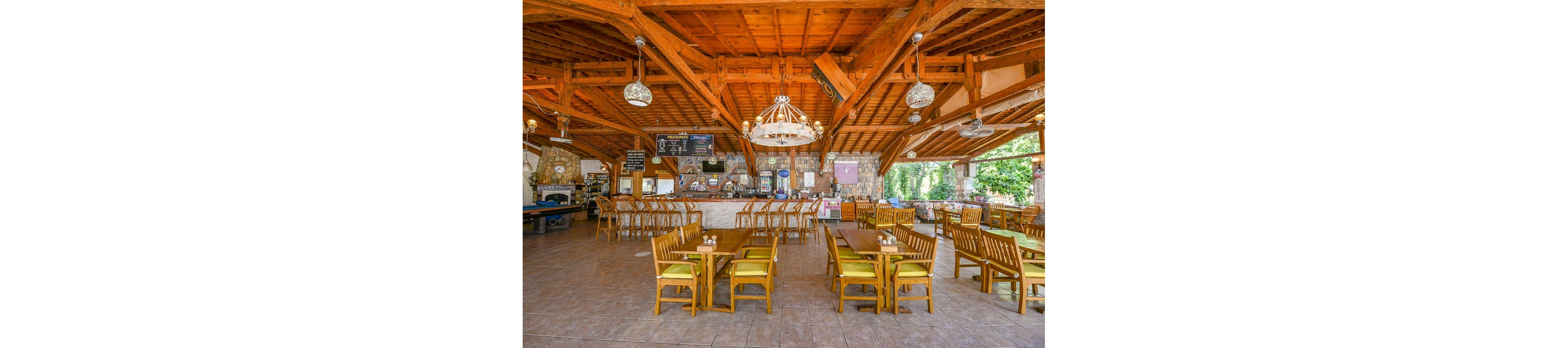 Milky Way Hotel & Apartments