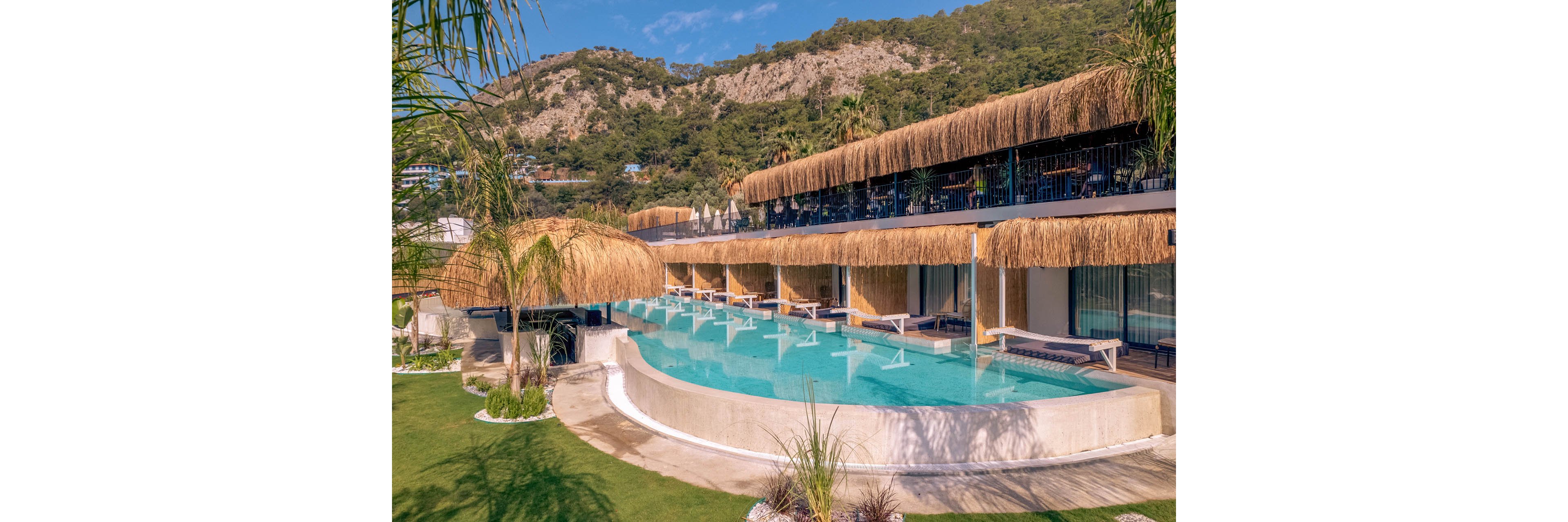 Morina Deluxe Hotel and Suites