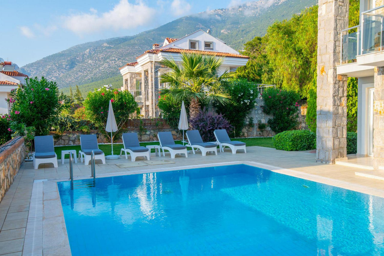 Villa Golden Heights 15 - Agni