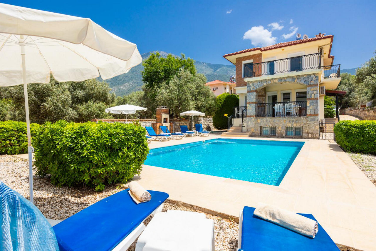 Golden Trio Villa - Agni