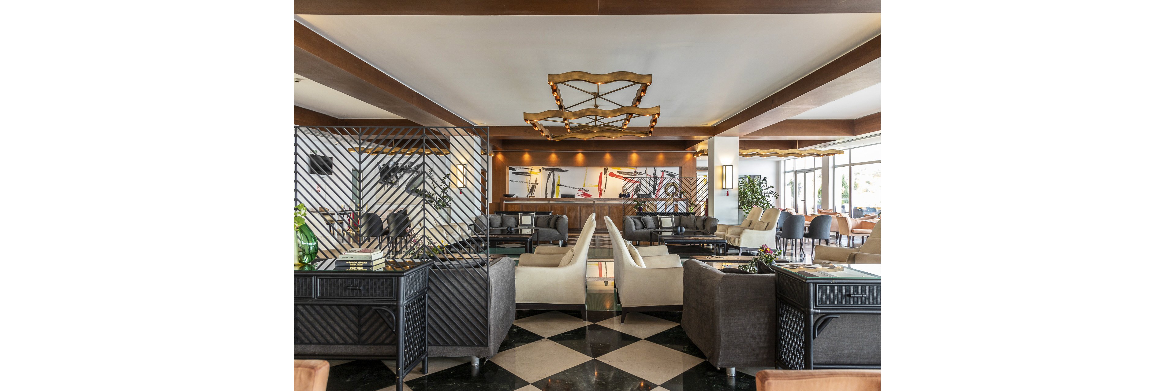 Louis Apostolata Island Resort & Spa