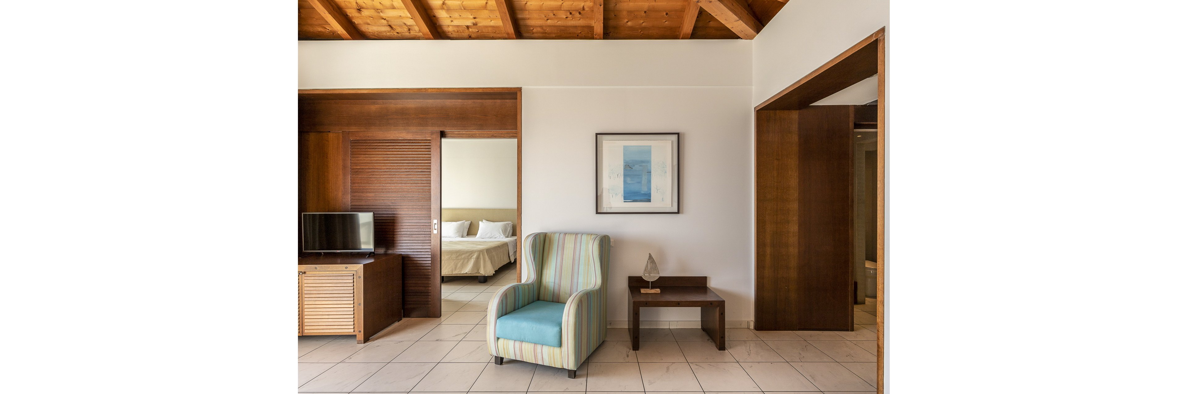 Louis Apostolata Island Resort & Spa