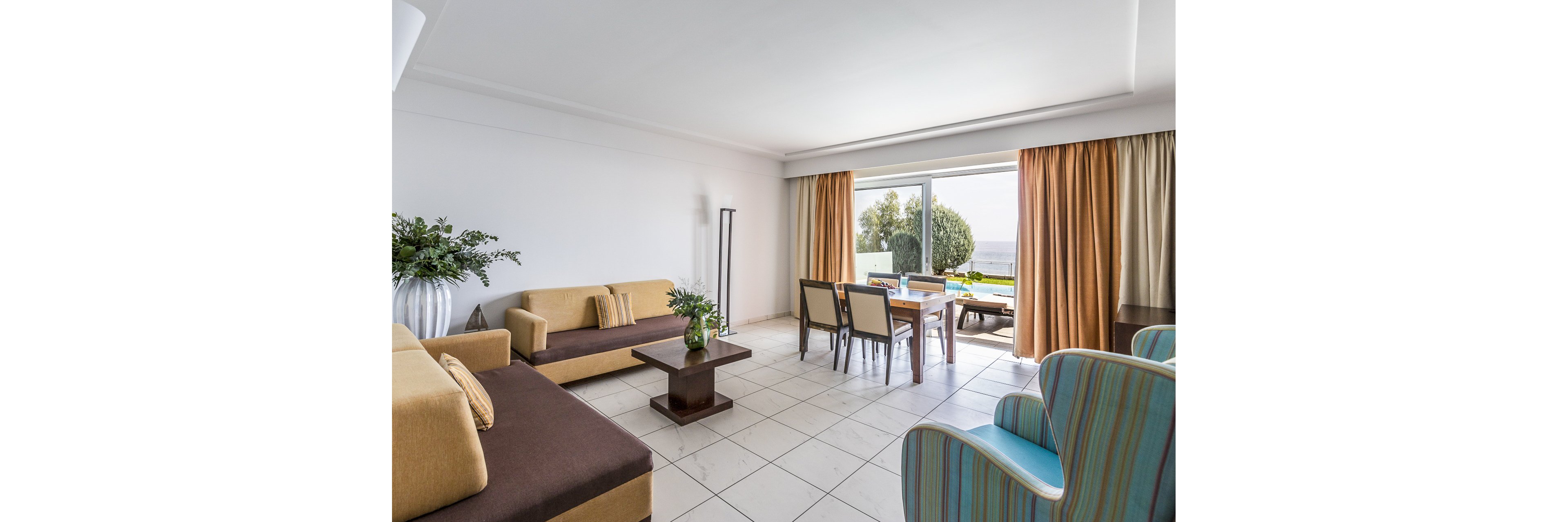 Louis Apostolata Island Resort & Spa