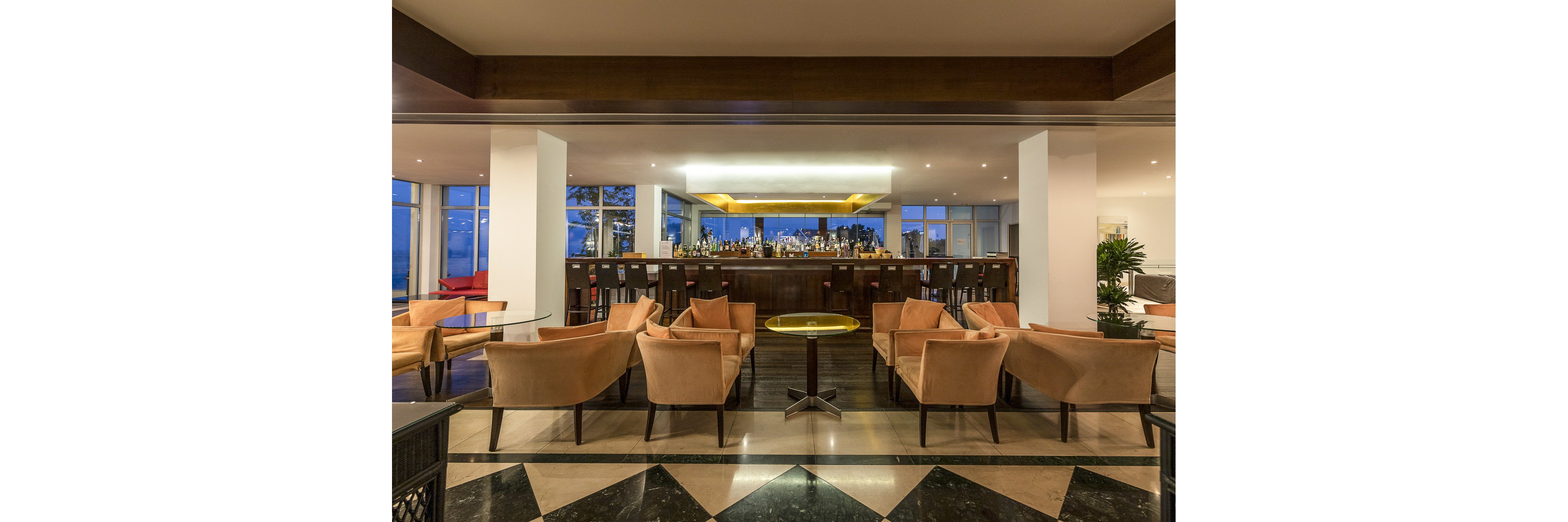 Louis Apostolata Island Resort & Spa