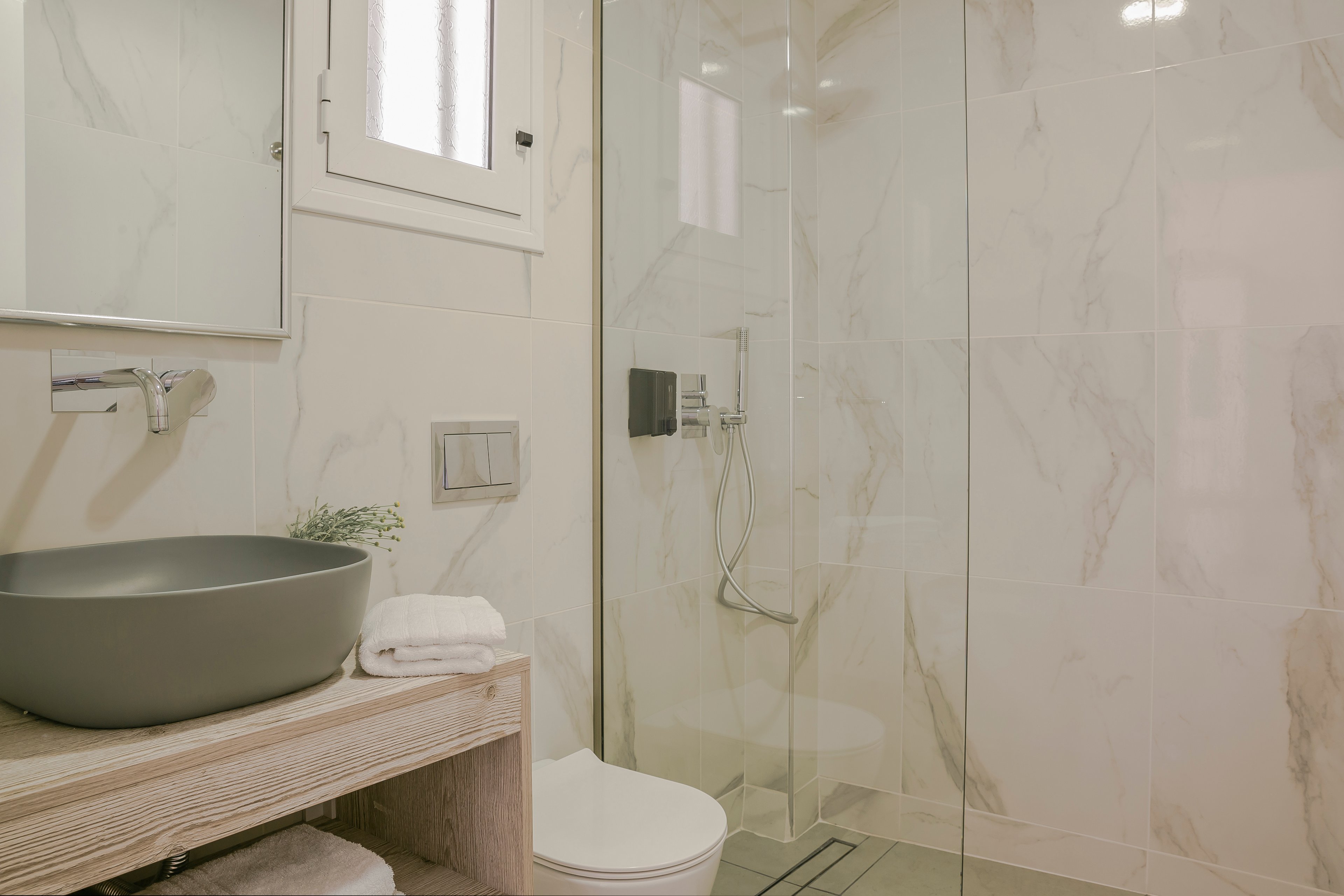 Astra Village Hotel & Suites