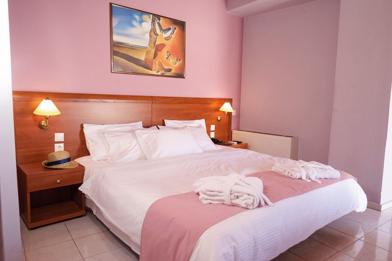 Mirabel City Center Hotel