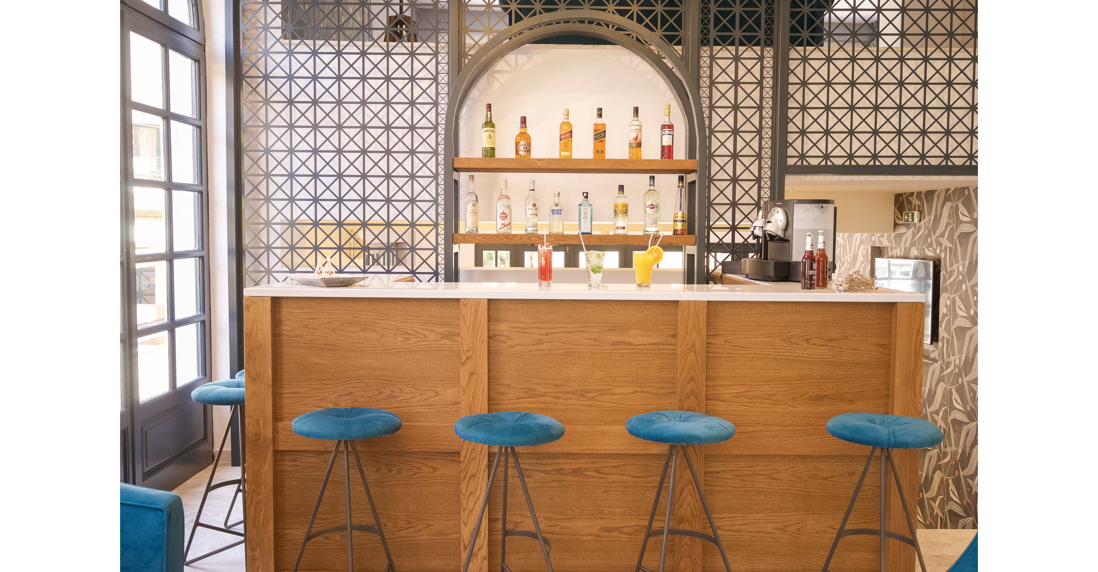 Mirabel City Center Hotel