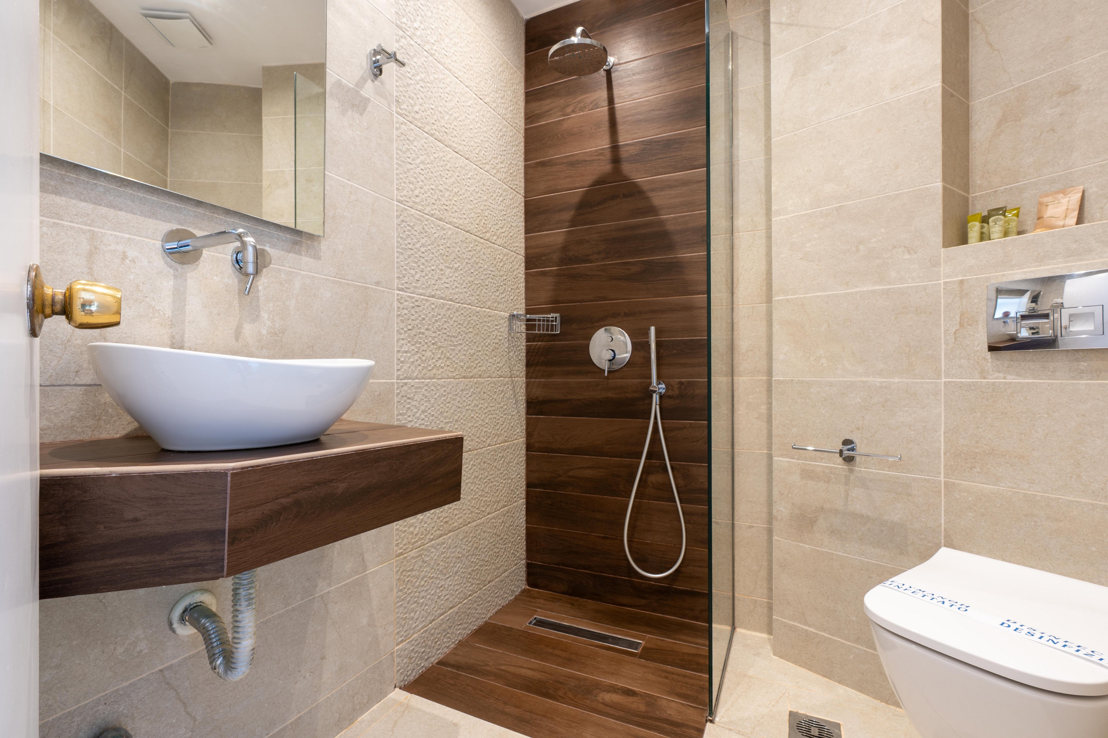 Mirabel City Center Hotel