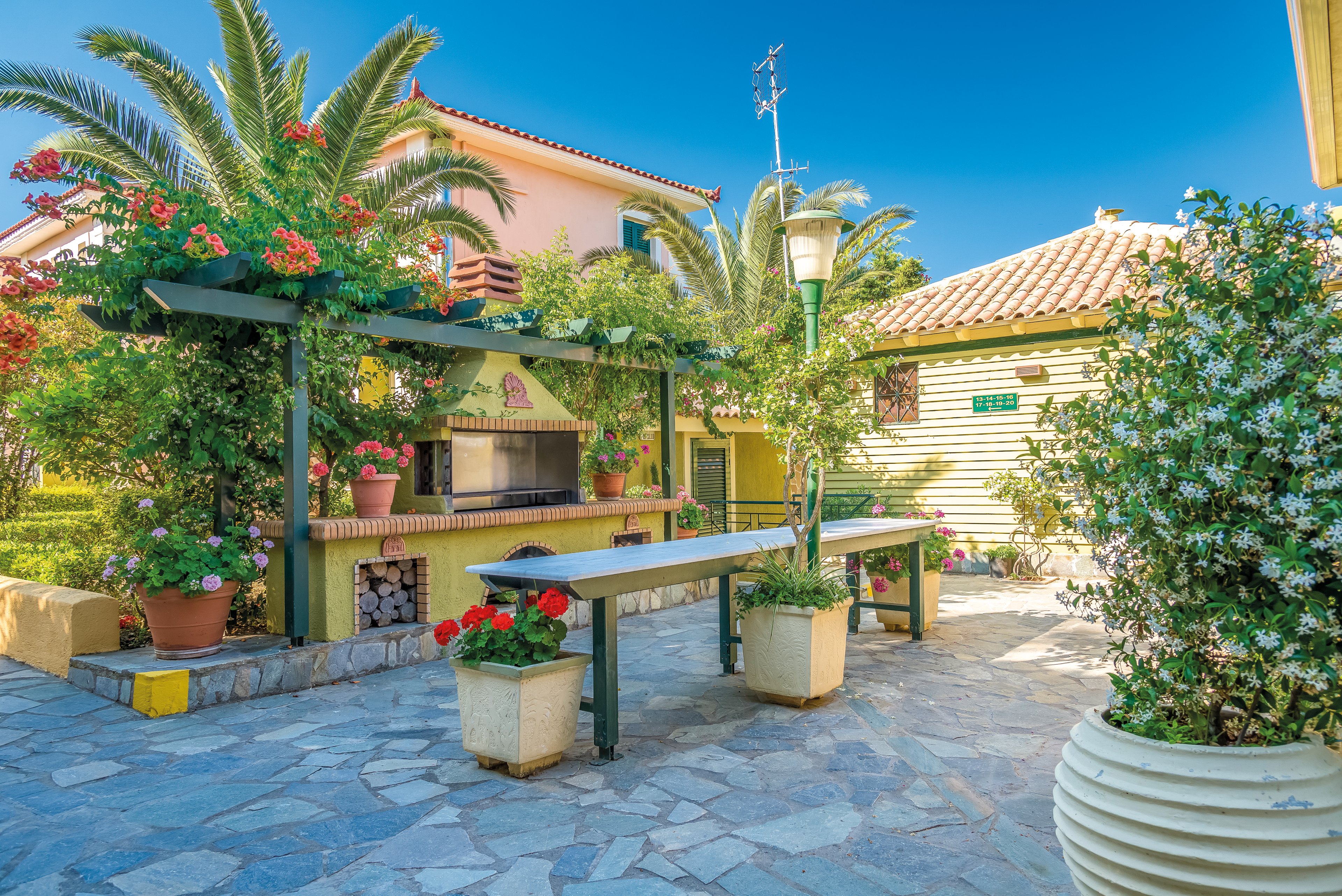 Olive Garden Apartments