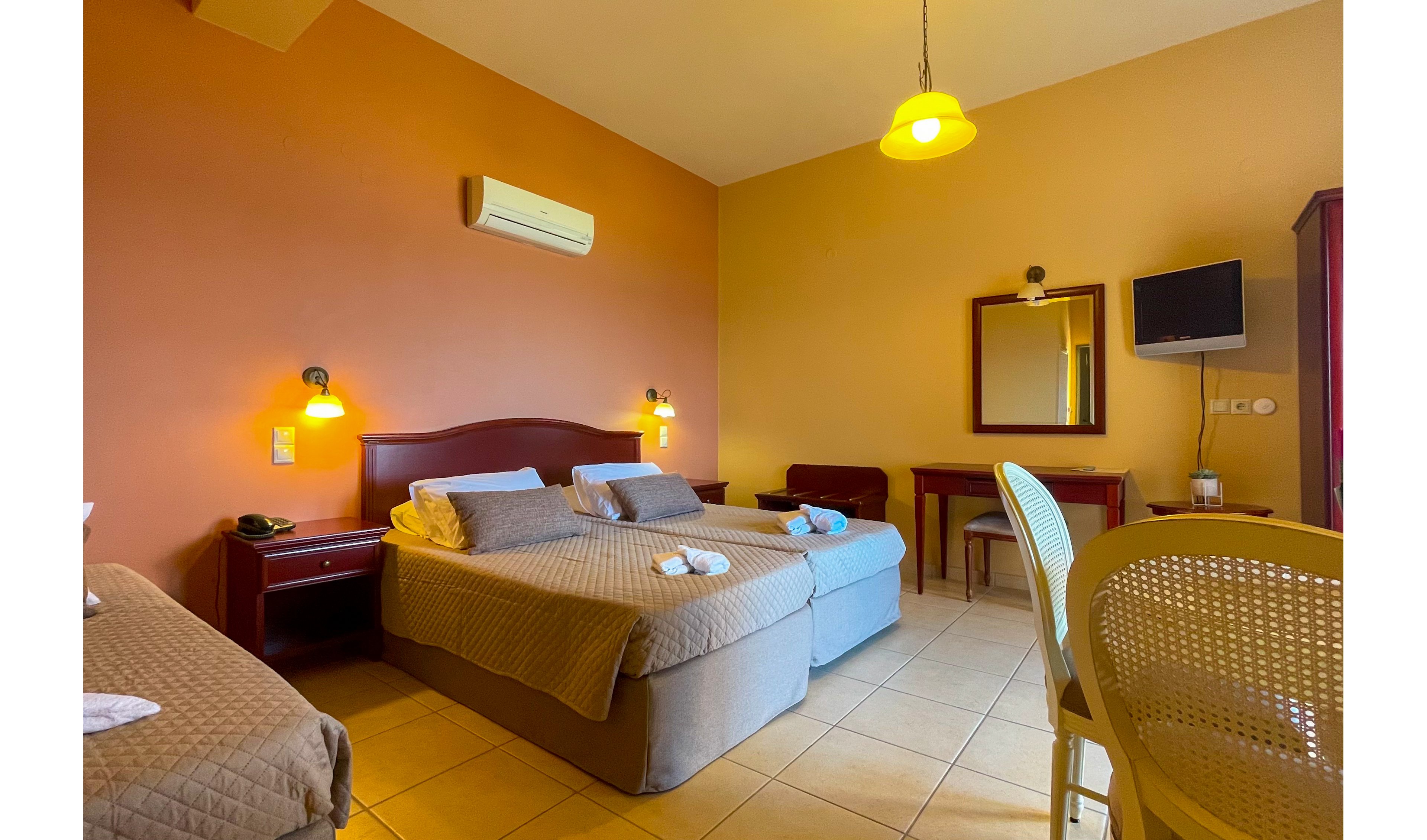 Crystal Palace Resort I