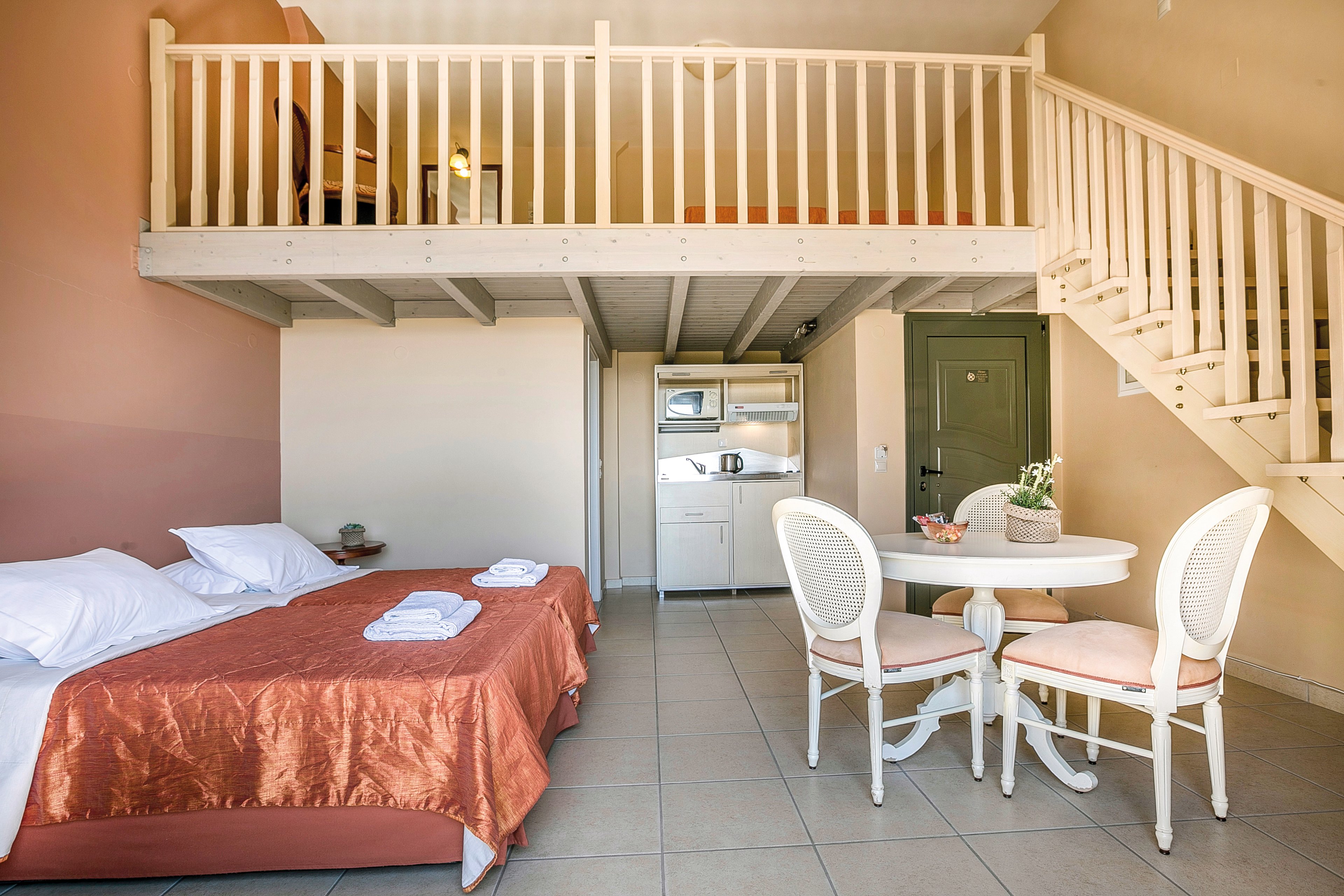 Crystal Palace Resort I