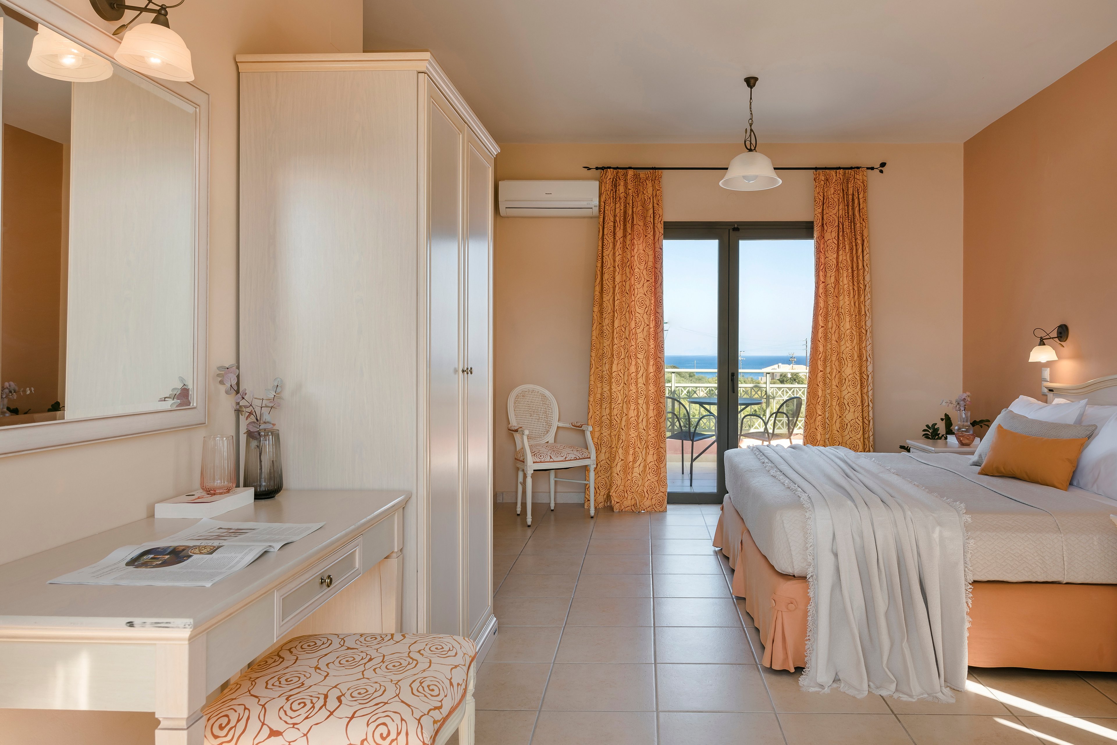 Crystal Palace Resort II