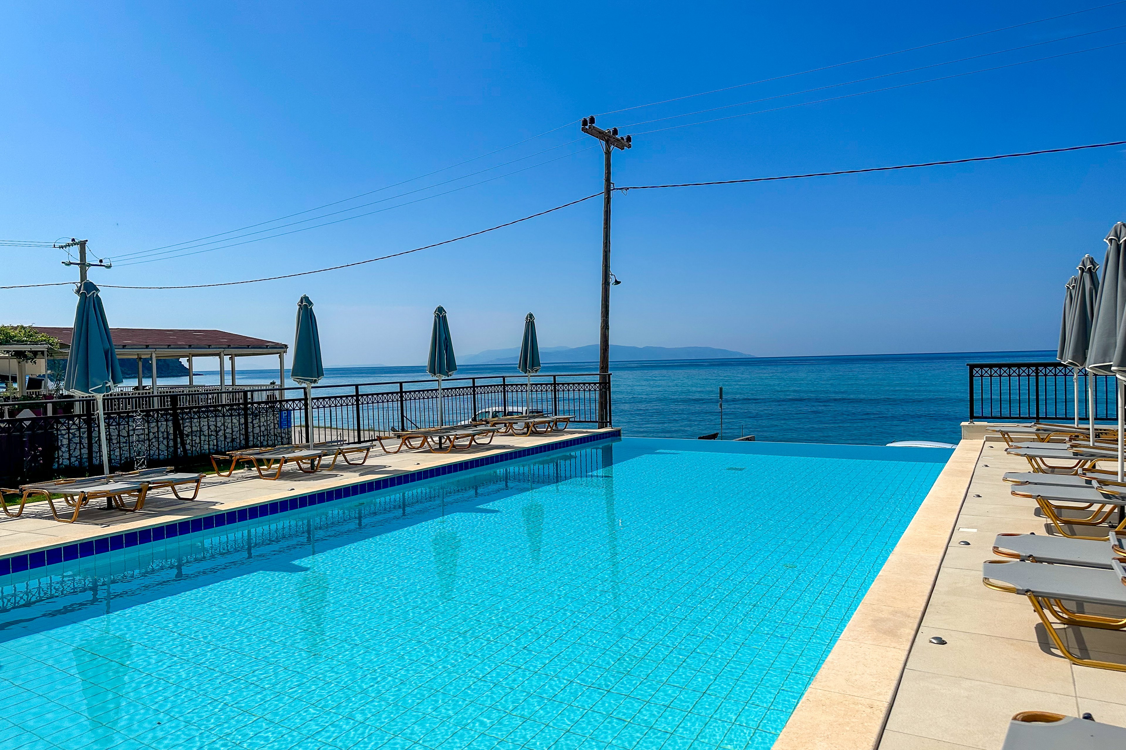 Lourdas Beach Apartments