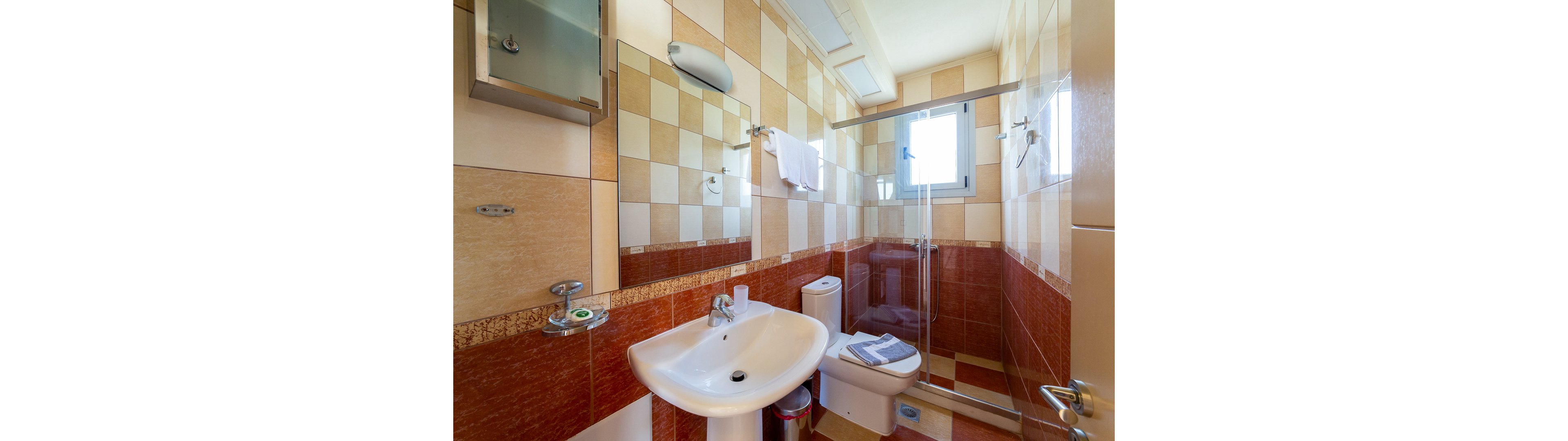 Apolafsi Studios & Apartments