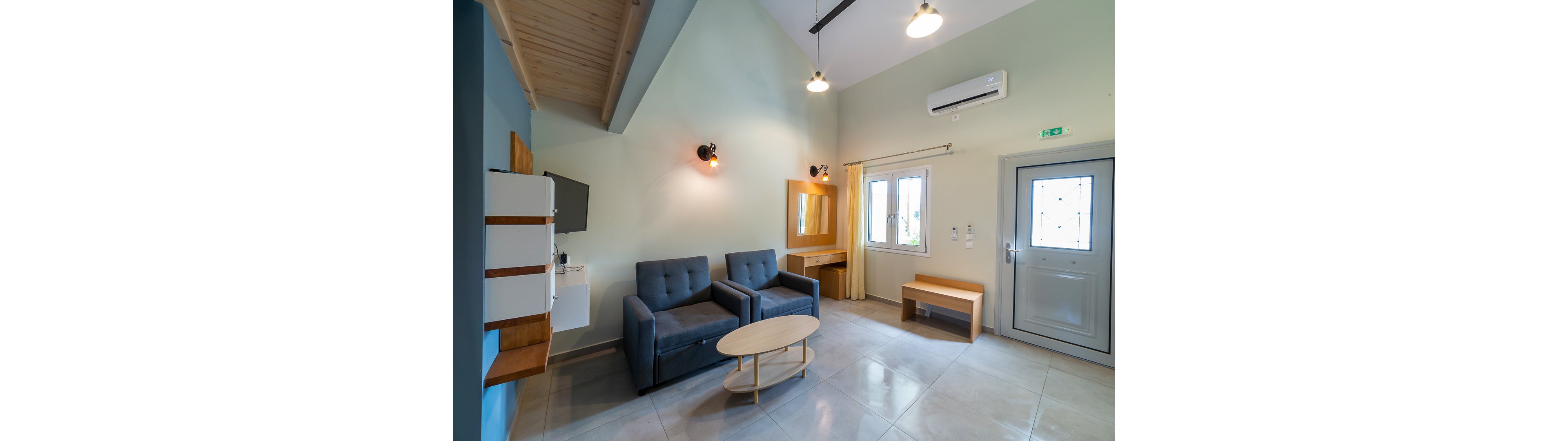 Apolafsi Studios & Apartments