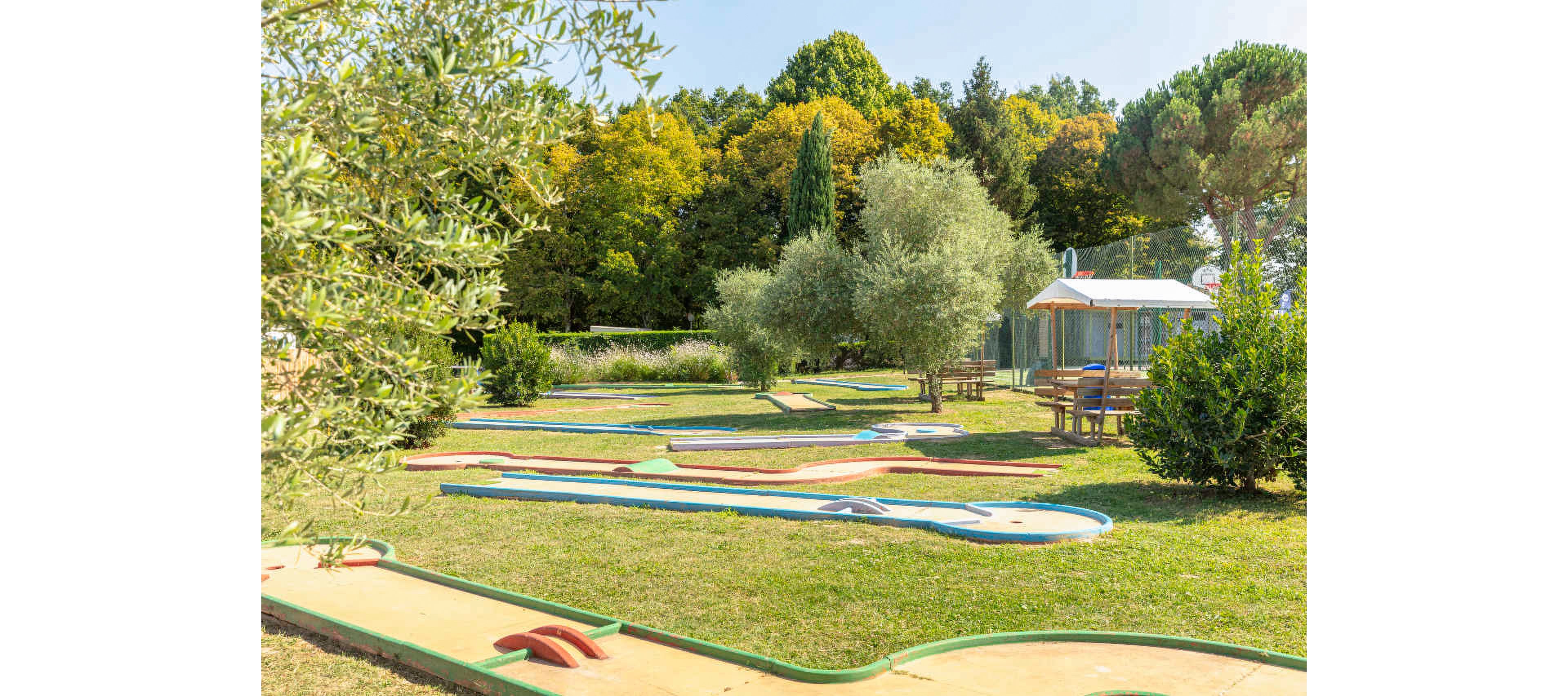 Chateau de Fonrives - EUROCAMP