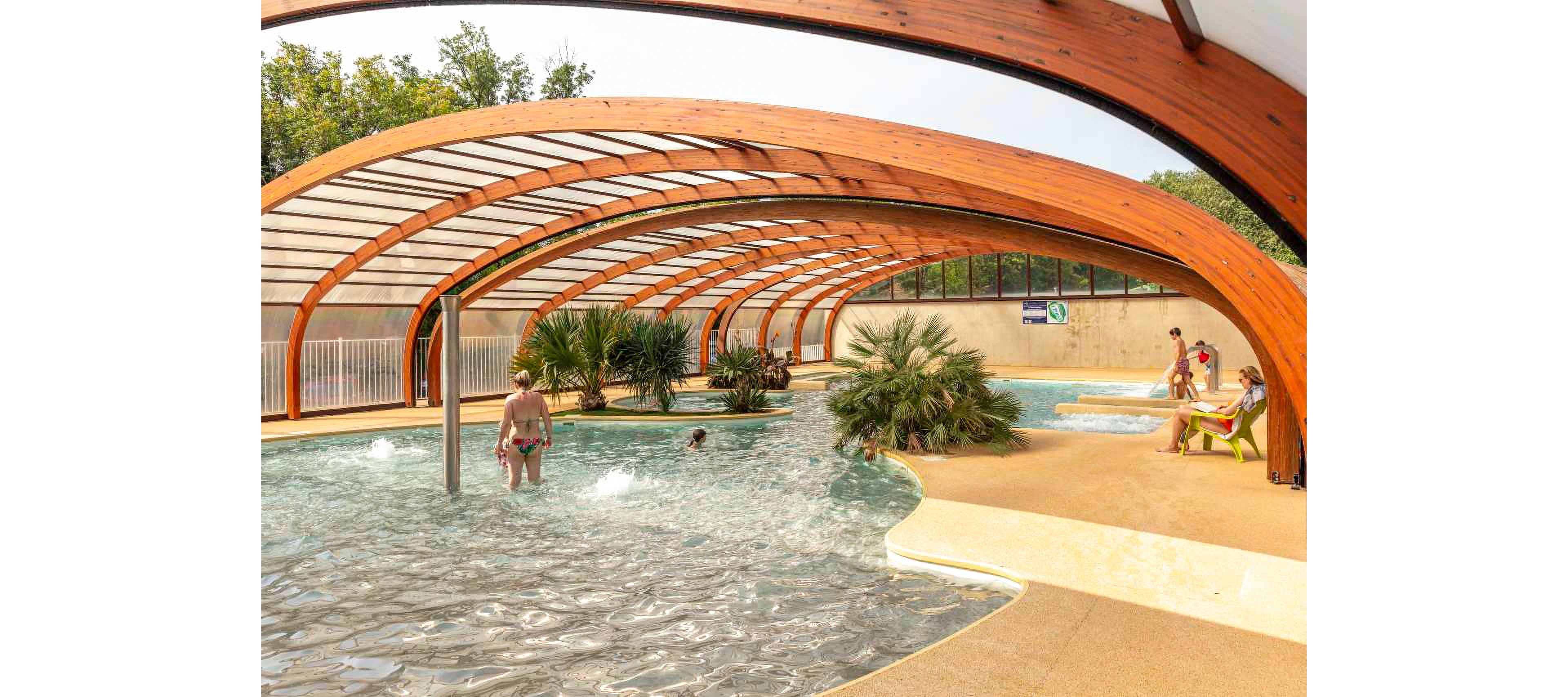 Chateau de Fonrives - EUROCAMP